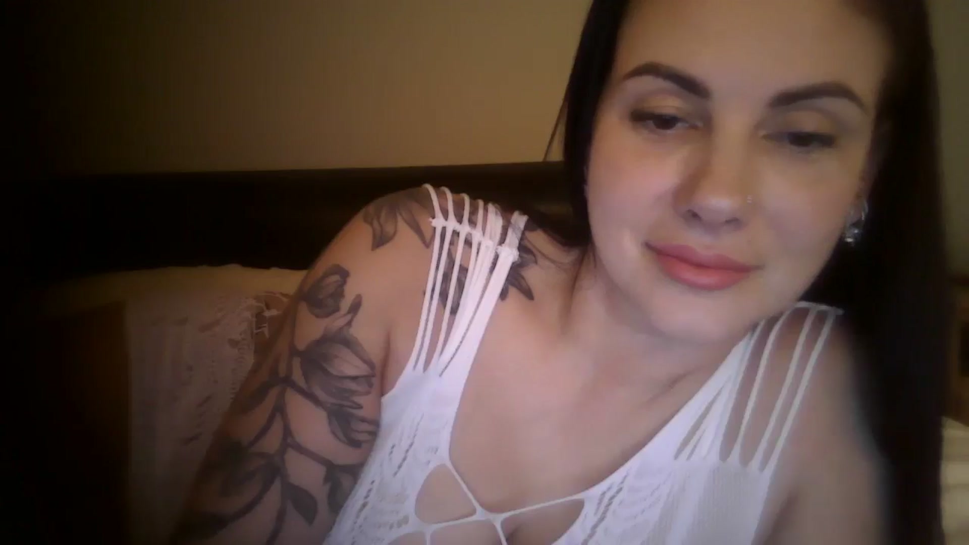 Gallery image thumbnail from FitBaby's myfreecams stream on, 11/15/2024, 15:32 image 8 of 20