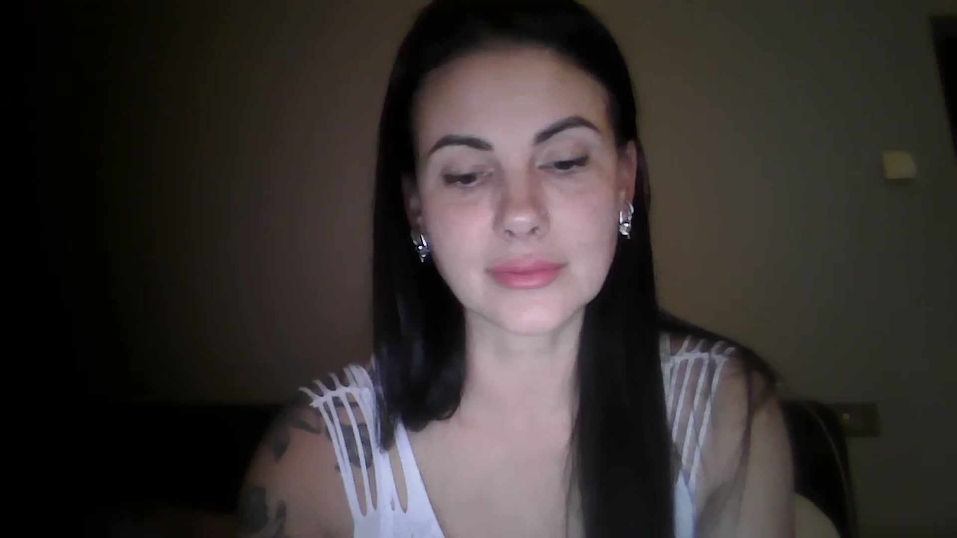 Gallery image thumbnail from FitBaby's myfreecams stream on, 11/15/2024, 15:32 image 15 of 20