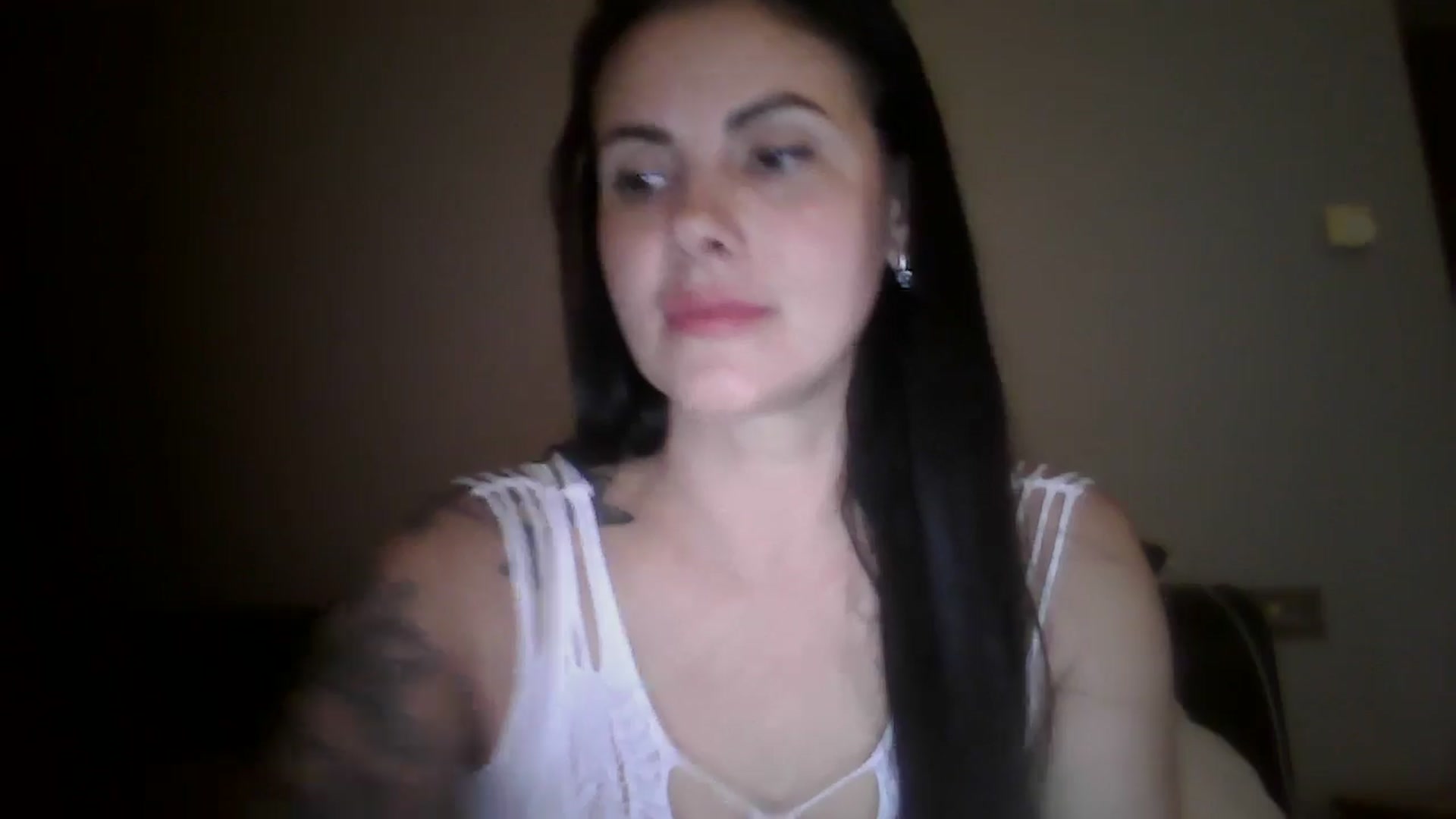 Gallery image thumbnail from FitBaby's myfreecams stream on, 11/15/2024, 15:32 image 12 of 20