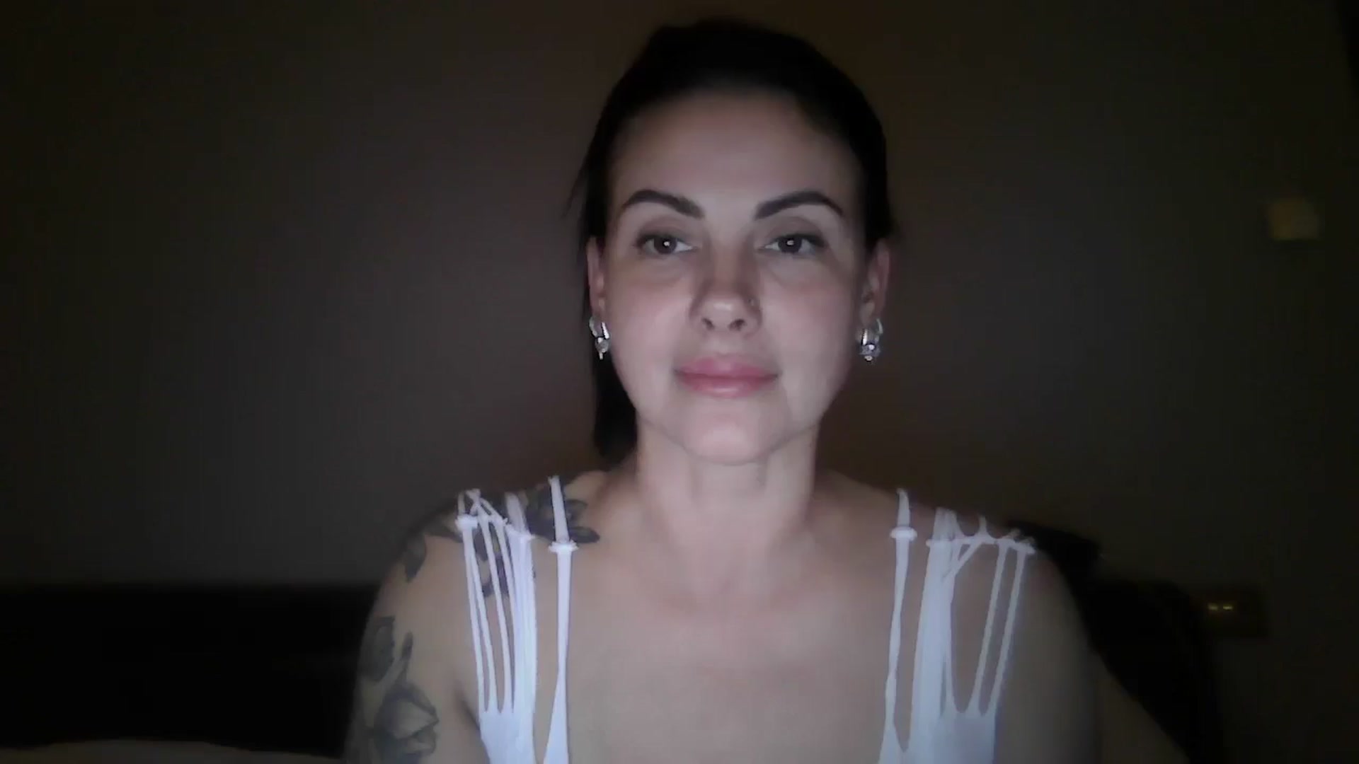 Gallery image thumbnail from FitBaby's myfreecams stream on, 11/15/2024, 16:59 image 6 of 20