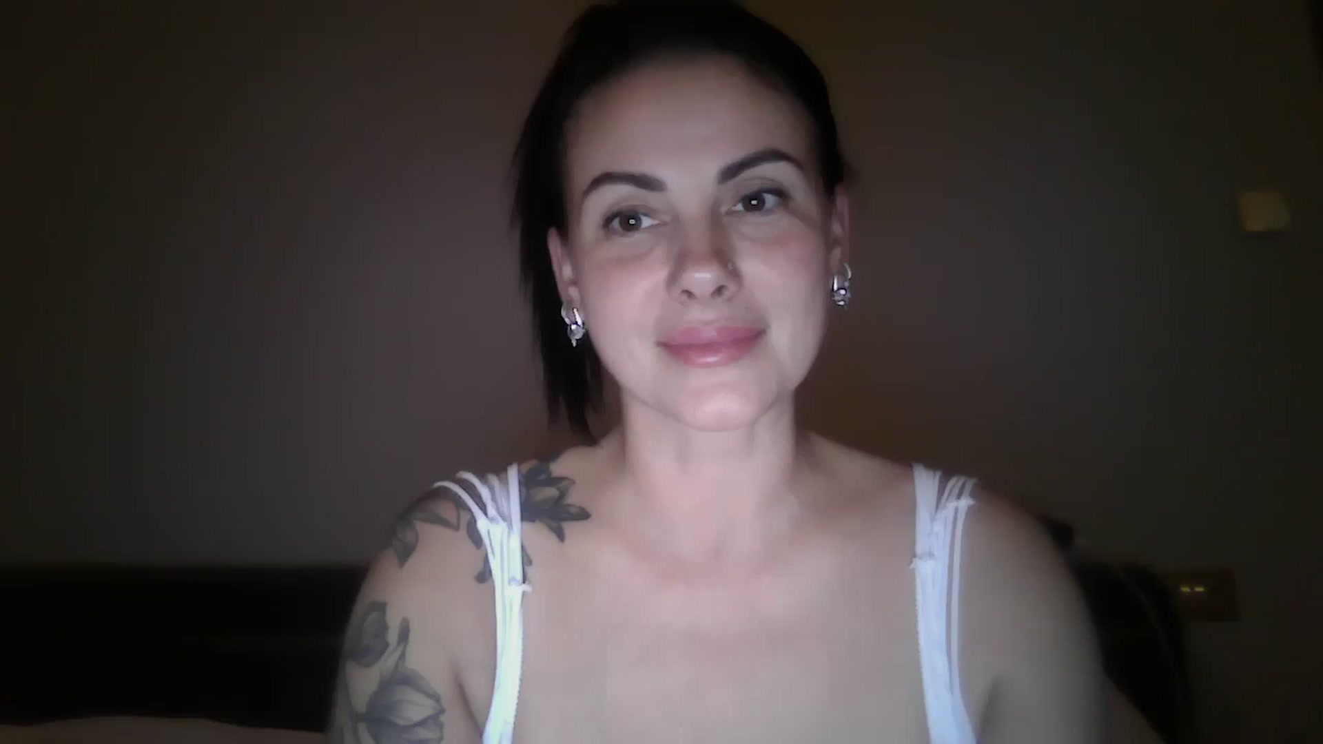 Gallery image thumbnail from FitBaby's myfreecams stream on, 11/15/2024, 16:59 image 1 of 20