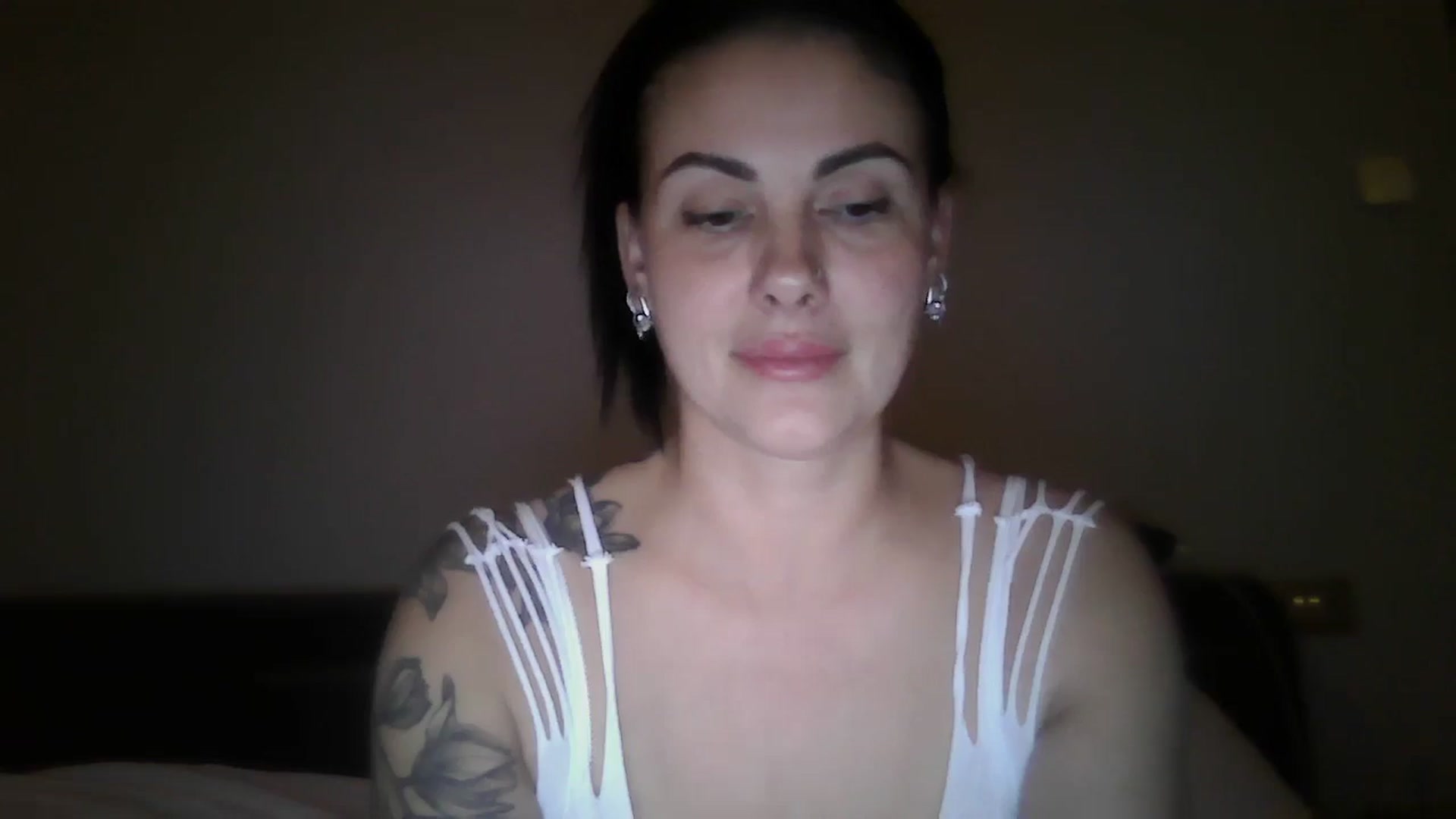 Gallery image thumbnail from FitBaby's myfreecams stream on, 11/15/2024, 16:59 image 11 of 20