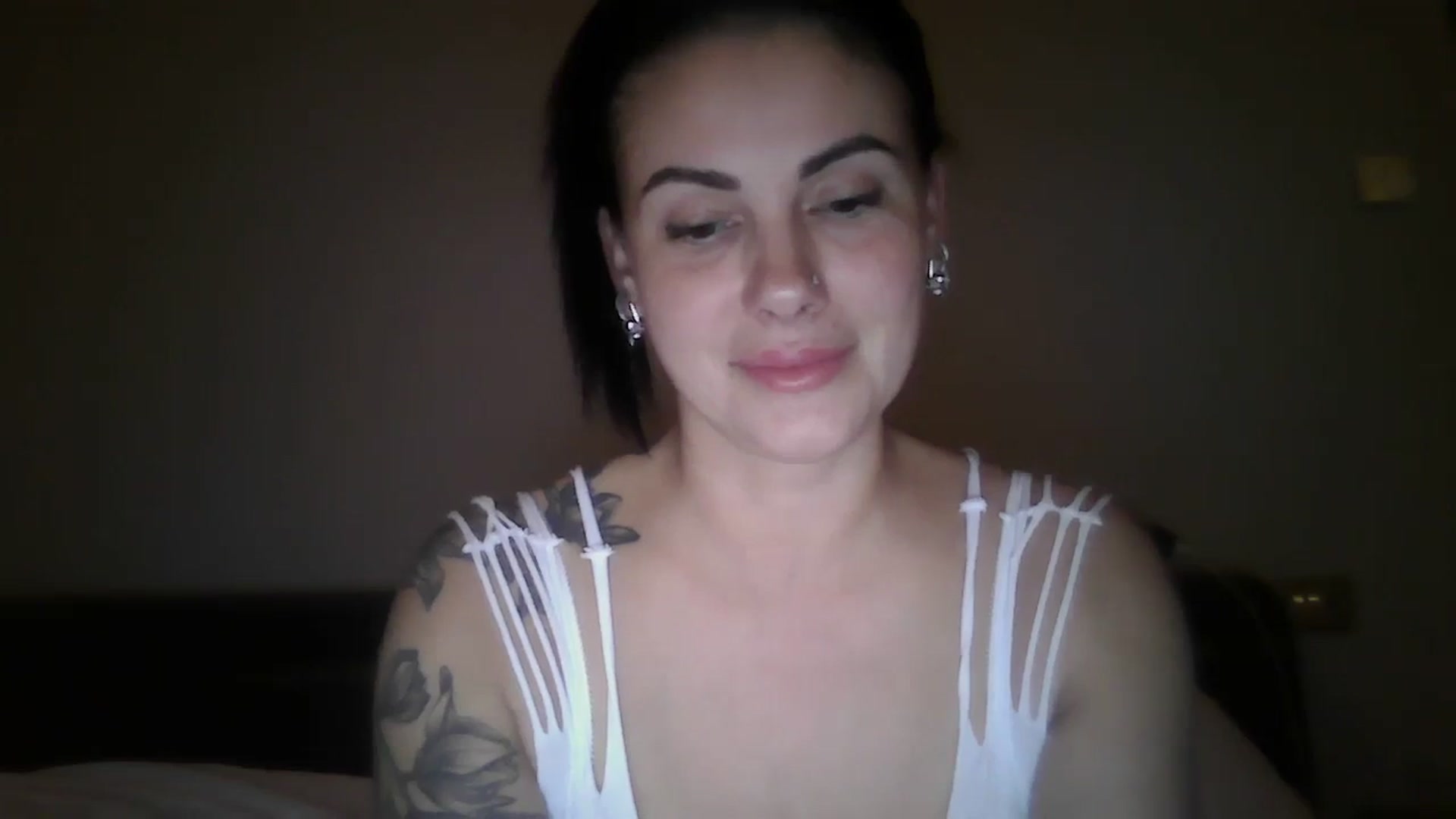 Gallery image thumbnail from FitBaby's myfreecams stream on, 11/15/2024, 16:59 image 15 of 20