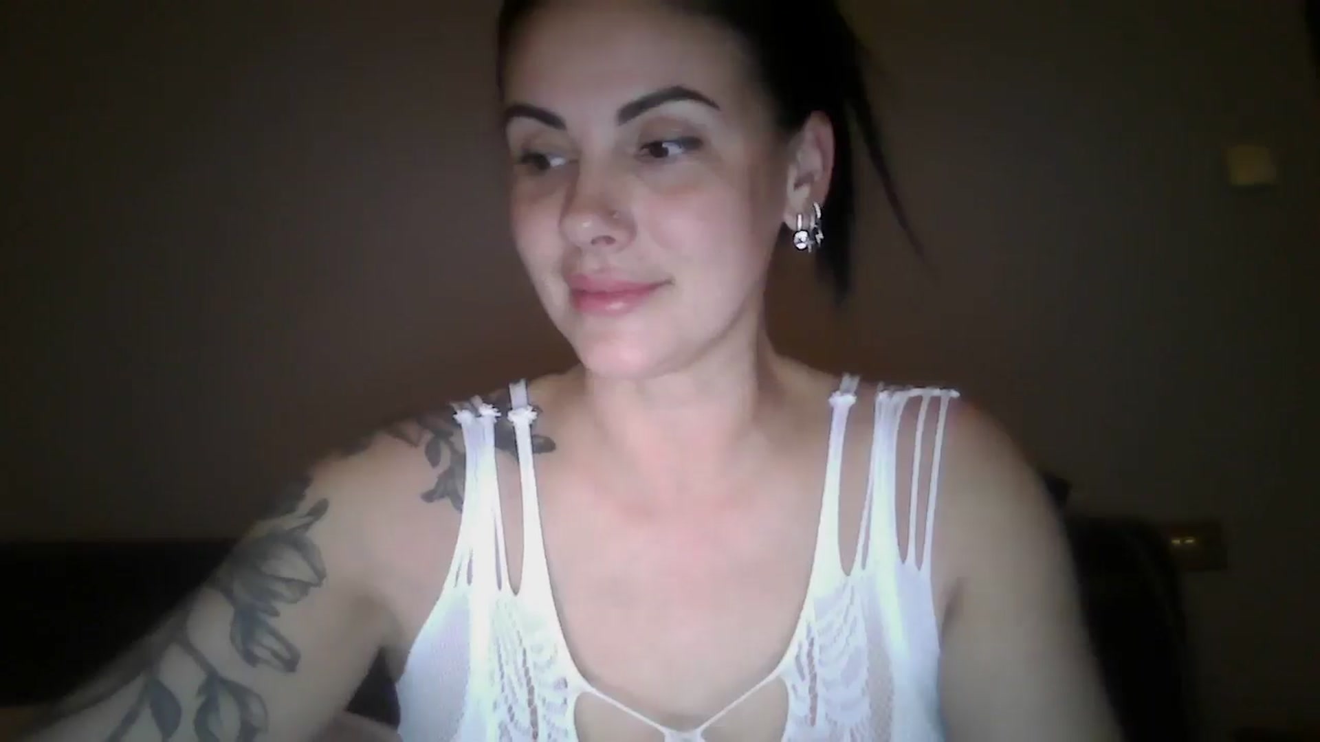 Gallery image thumbnail from FitBaby's myfreecams stream on, 11/15/2024, 17:48 image 20 of 20