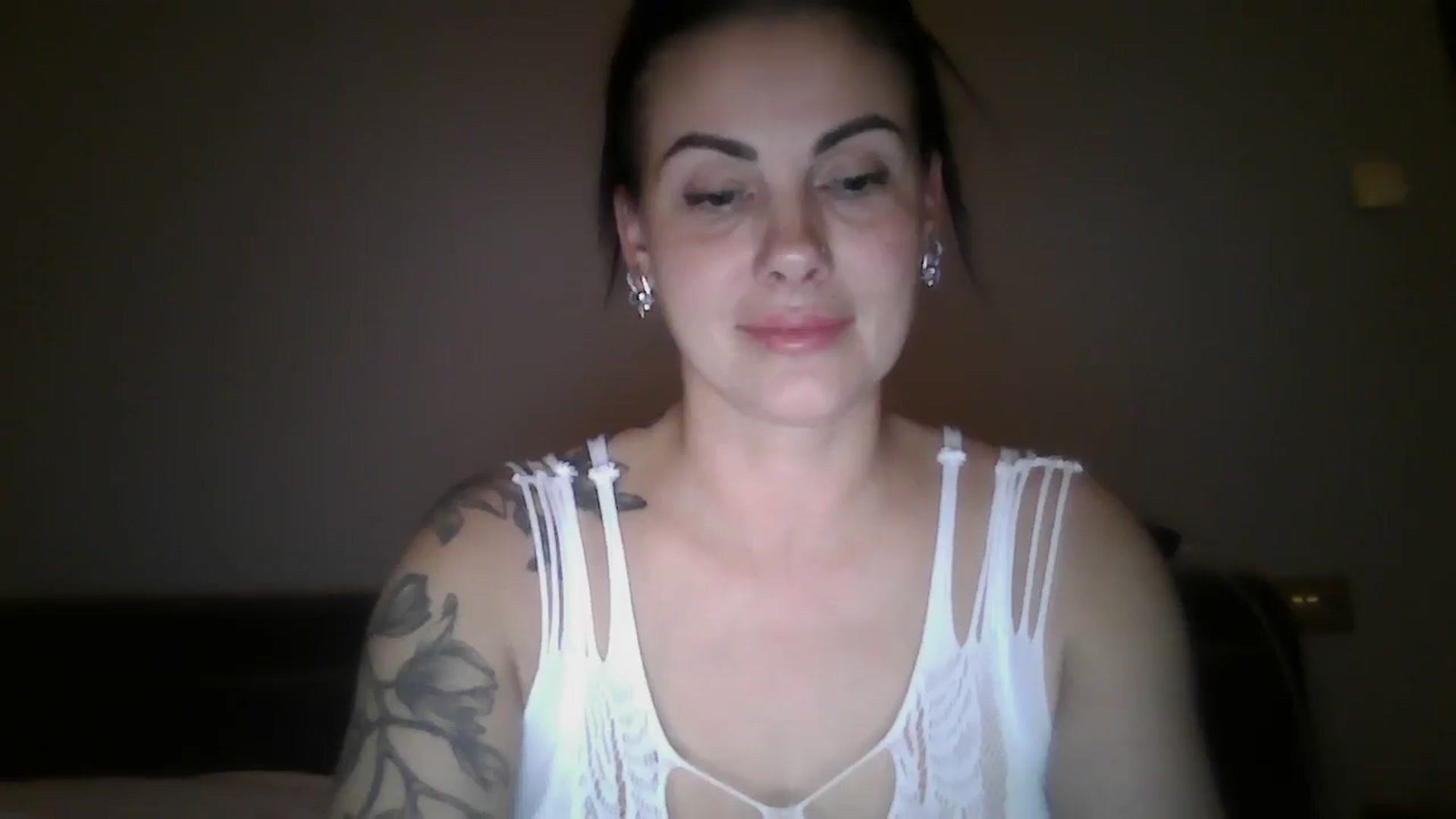 Gallery image thumbnail from FitBaby's myfreecams stream on, 11/15/2024, 17:48 image 16 of 20
