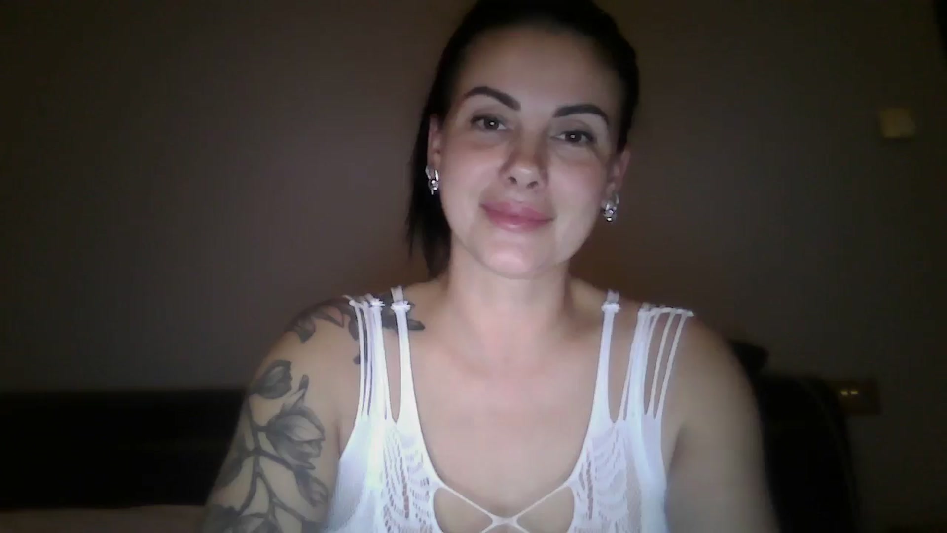 Gallery image thumbnail from FitBaby's myfreecams stream on, 11/15/2024, 17:48 image 12 of 20