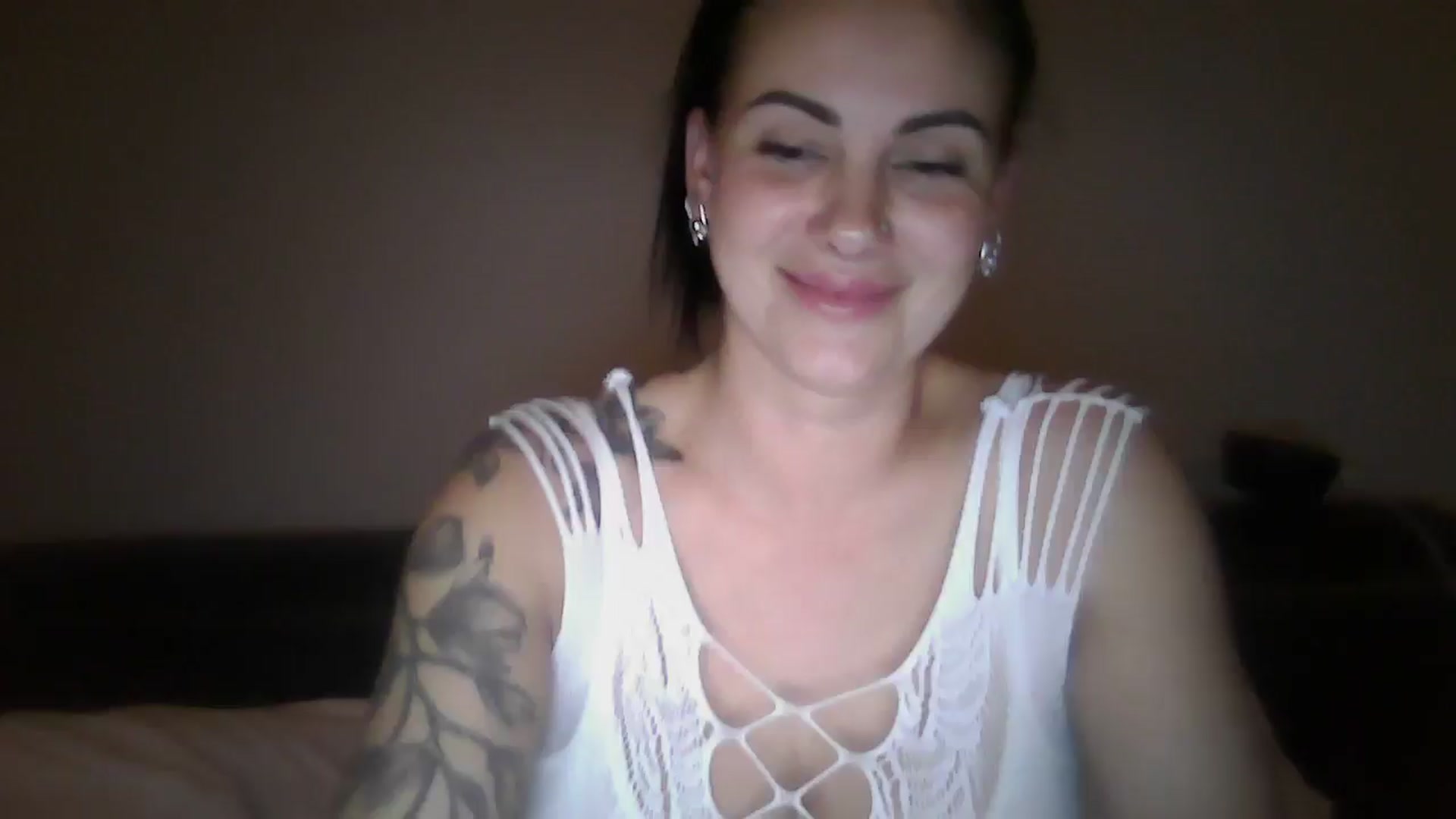 Gallery image thumbnail from FitBaby's myfreecams stream on, 11/15/2024, 18:43 image 1 of 20