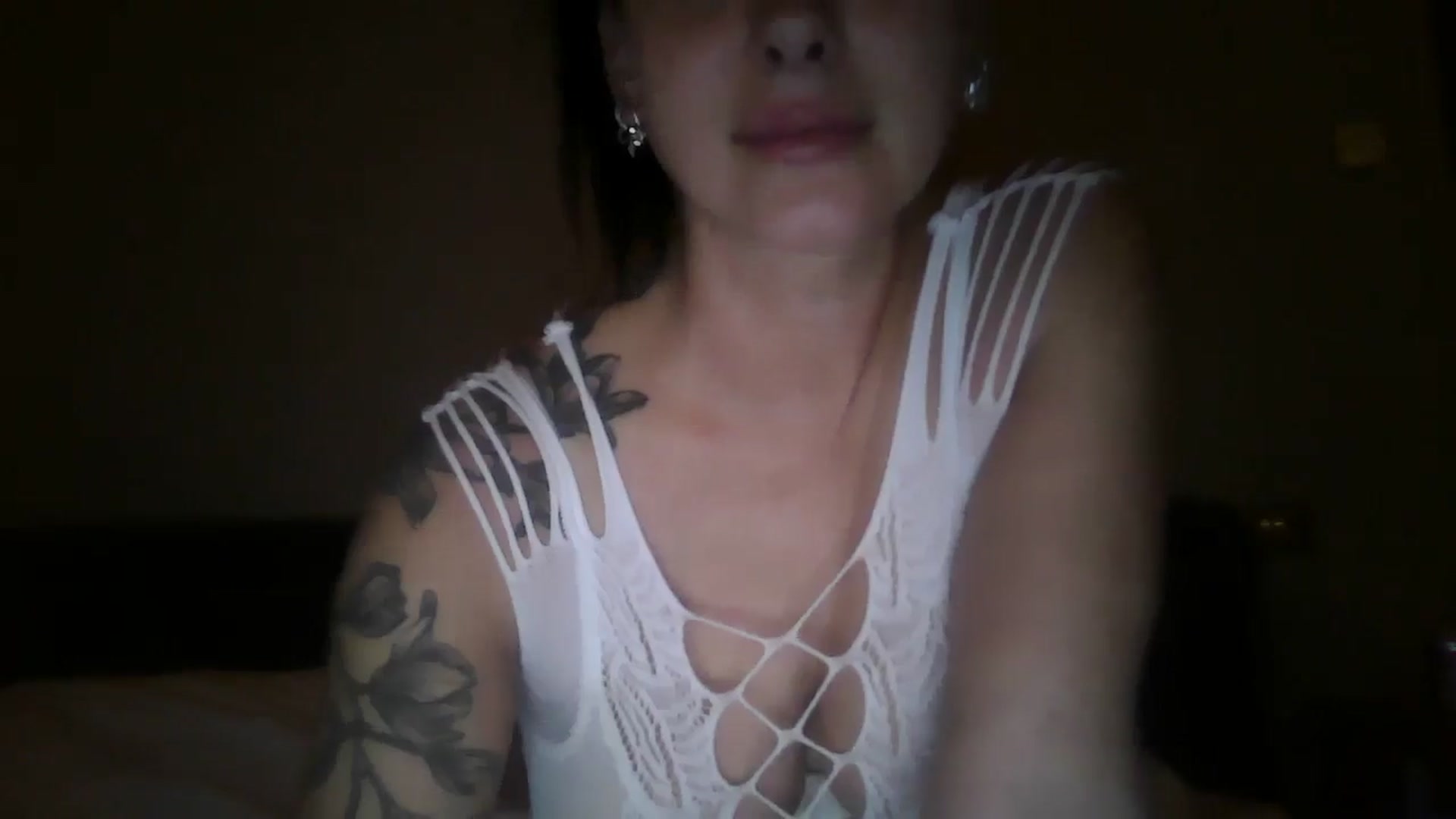 Gallery image thumbnail from FitBaby's myfreecams stream on, 11/15/2024, 18:43 image 8 of 20