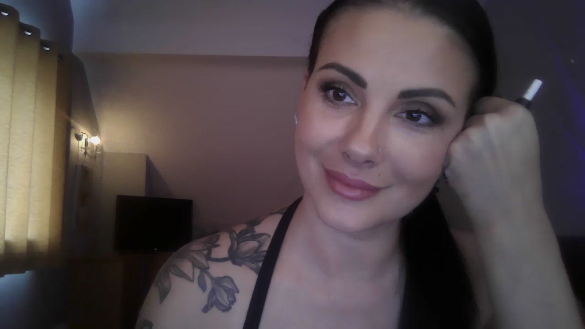 Gallery image thumbnail from FitBaby's myfreecams stream on, 11/19/2024, 14:08 image 1 of 20