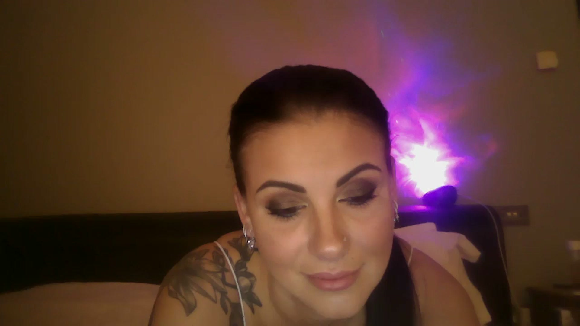 Gallery image thumbnail from FitBaby's myfreecams stream on, 11/20/2024, 15:11 image 11 of 20