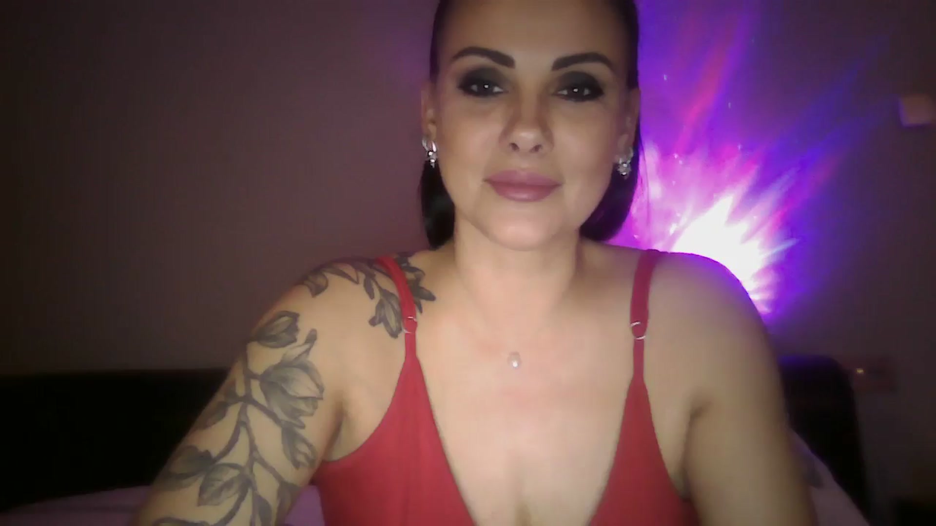 Gallery image thumbnail from FitBaby's myfreecams stream on, 11/27/2024, 14:57 image 9 of 20