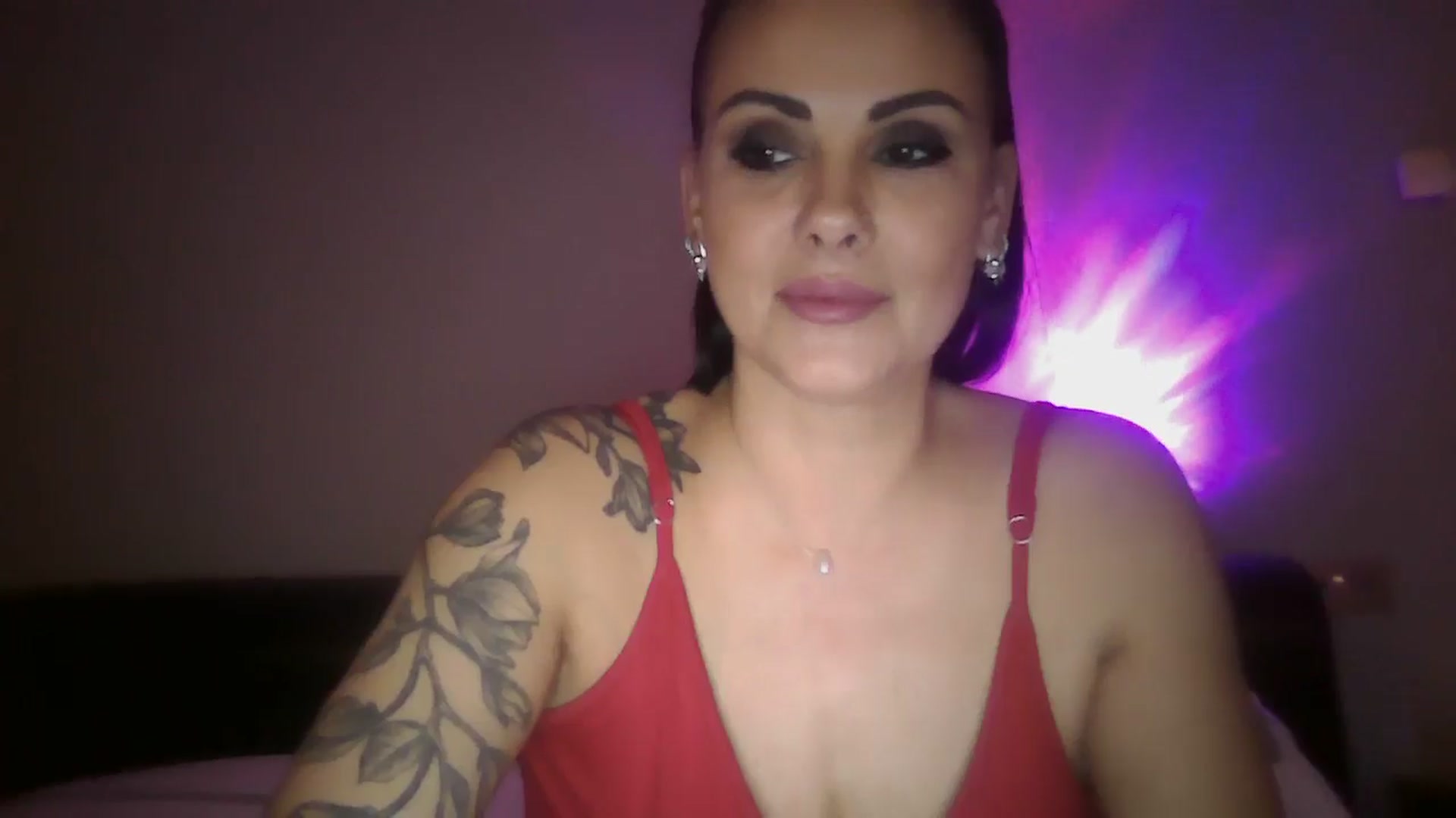 Gallery image thumbnail from FitBaby's myfreecams stream on, 11/27/2024, 14:57 image 10 of 20
