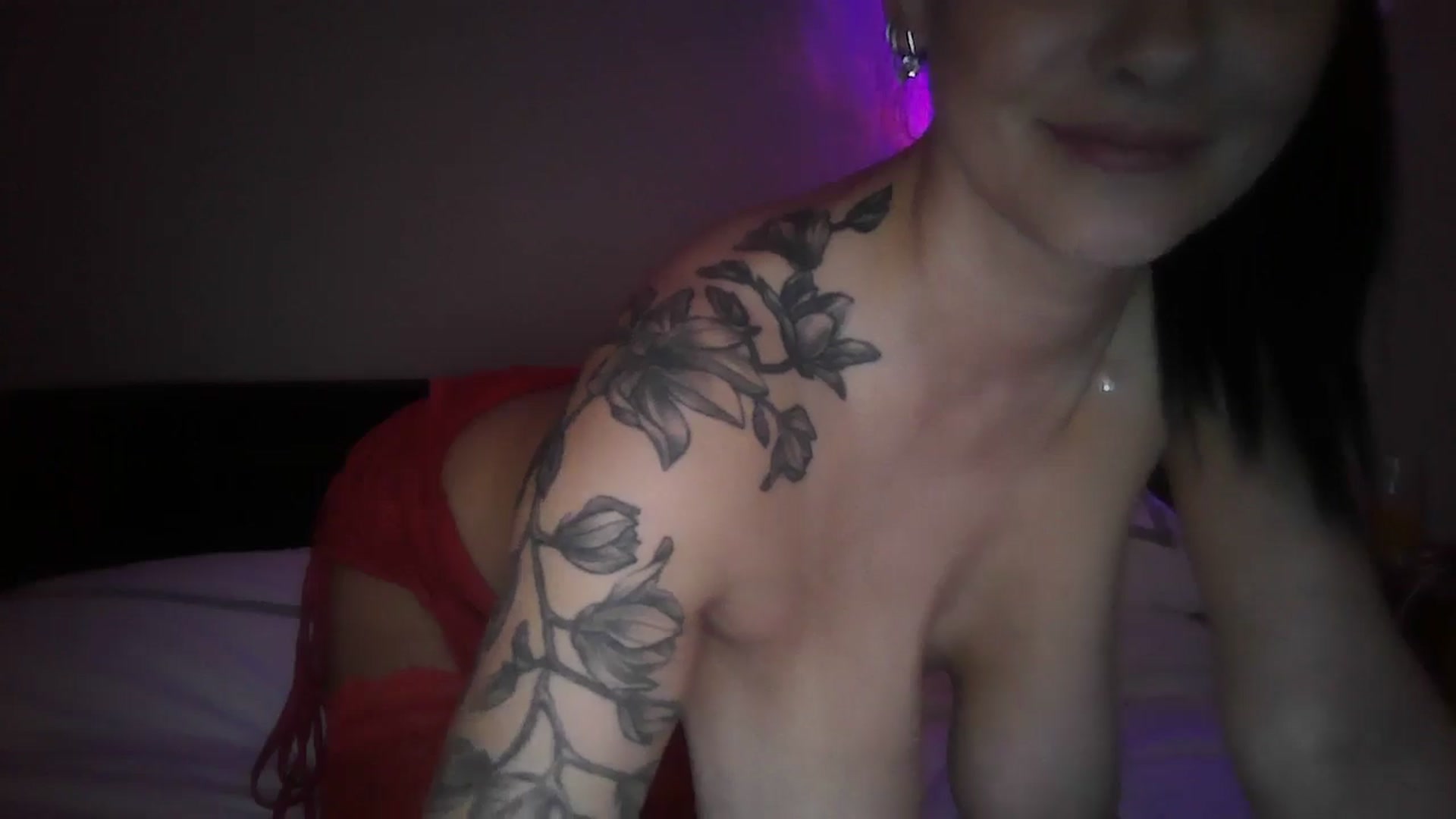 Gallery image thumbnail from FitBaby's myfreecams stream on, 11/27/2024, 15:39 image 17 of 20