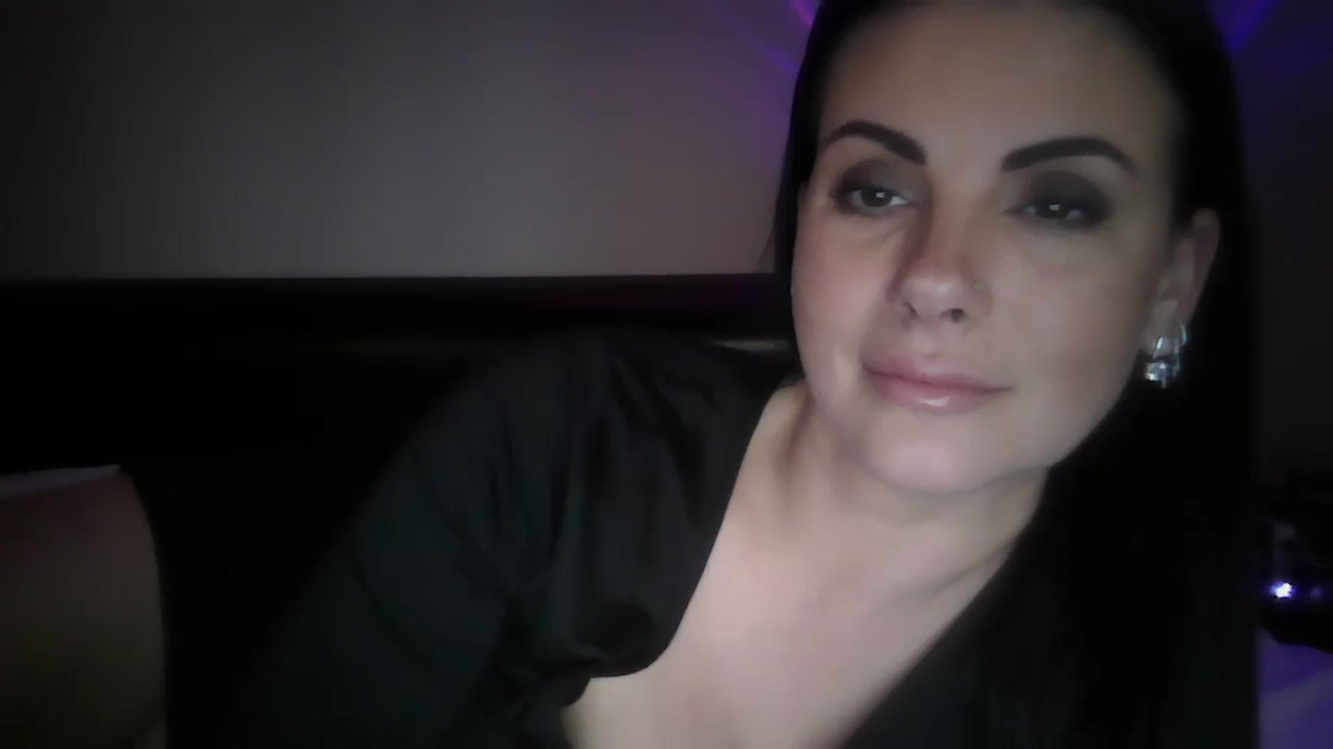 Gallery image thumbnail from FitBaby's myfreecams stream on, 12/03/2024, 16:04 image 2 of 20