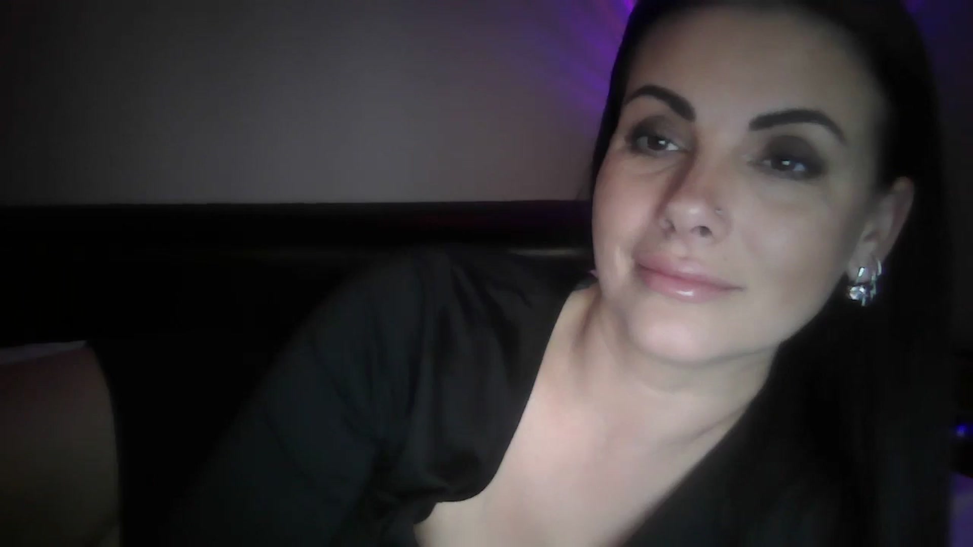 Gallery image thumbnail from FitBaby's myfreecams stream on, 12/03/2024, 16:04 image 4 of 20