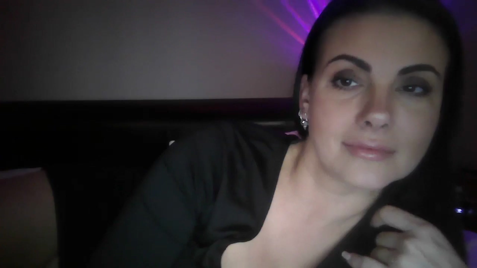 Gallery image thumbnail from FitBaby's myfreecams stream on, 12/03/2024, 16:04 image 7 of 20