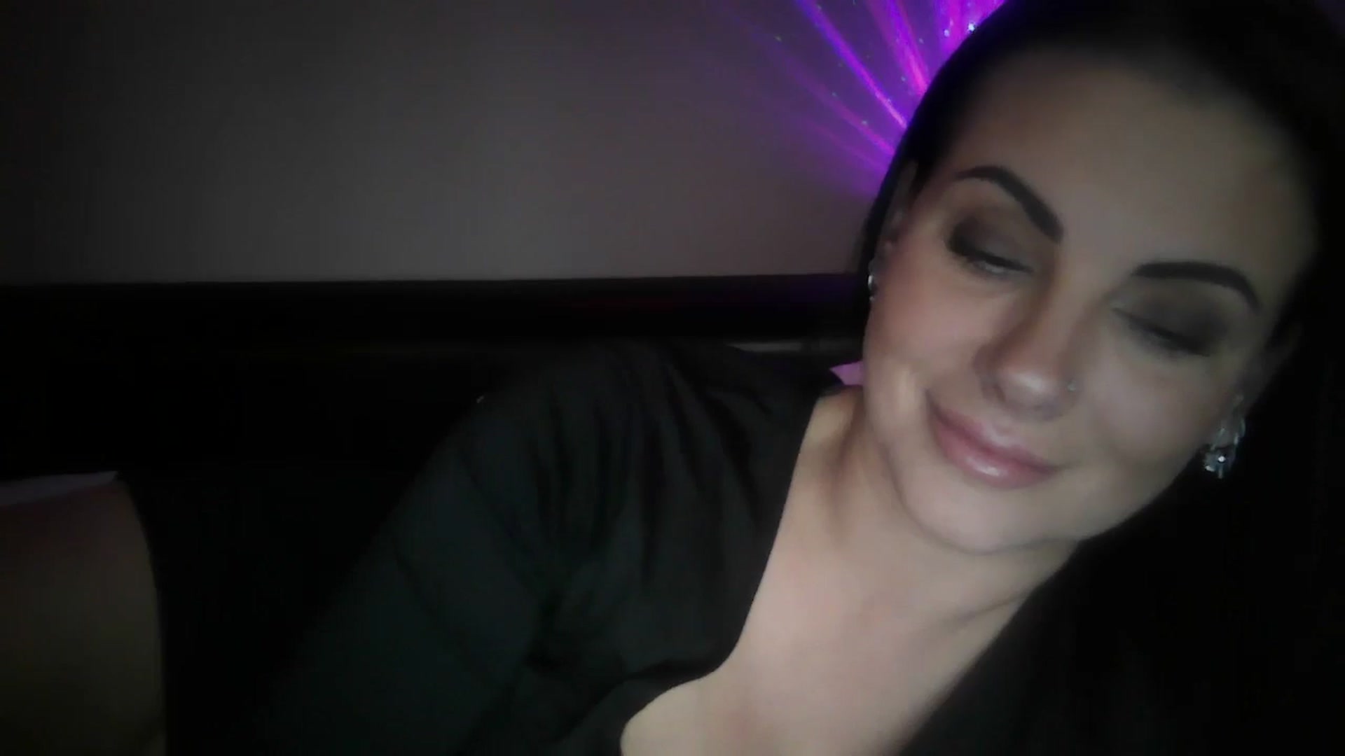 Gallery image thumbnail from FitBaby's myfreecams stream on, 12/03/2024, 16:04 image 10 of 20