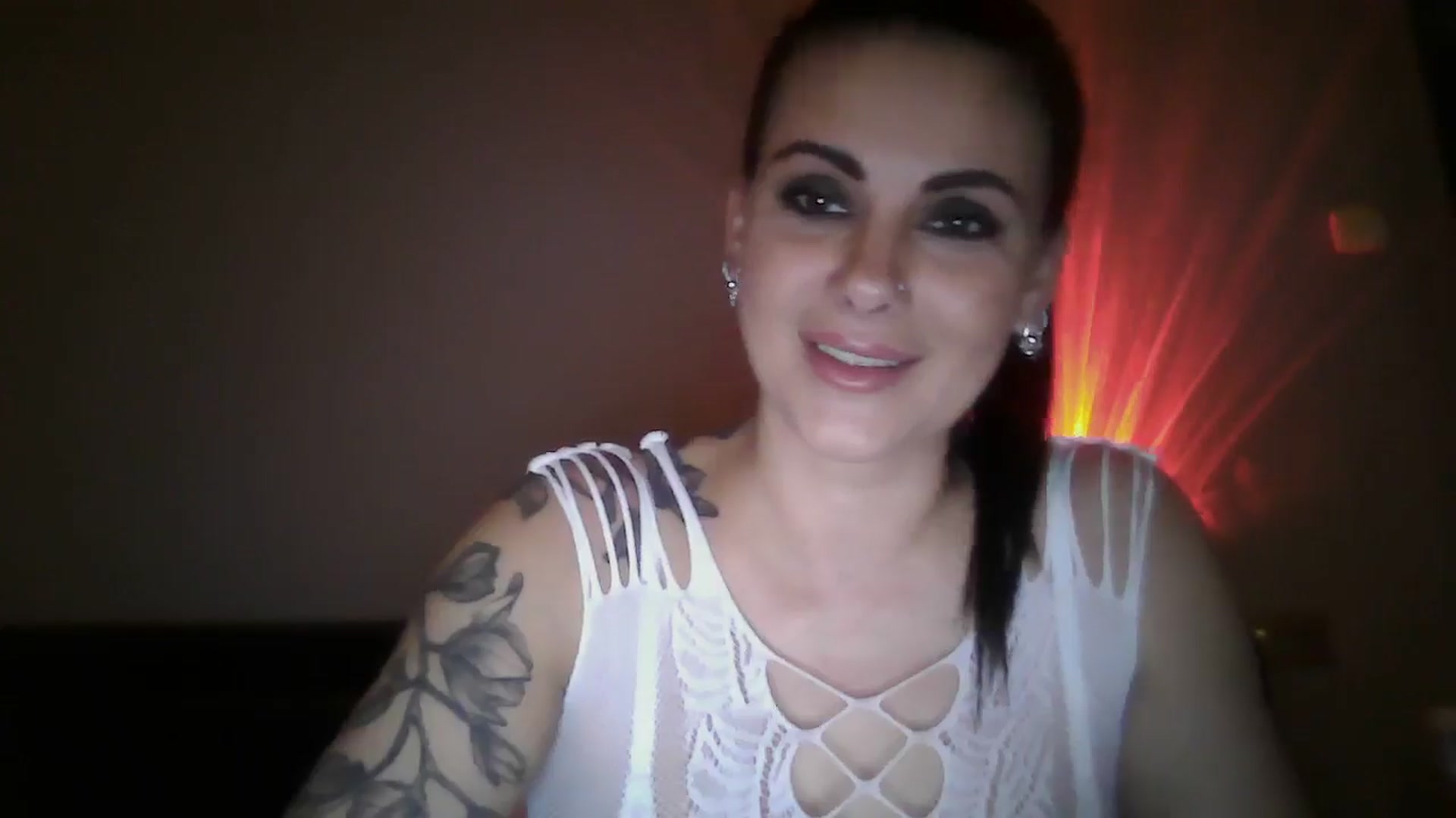 Gallery image thumbnail from FitBaby's myfreecams stream on, 12/04/2024, 16:31 image 6 of 20