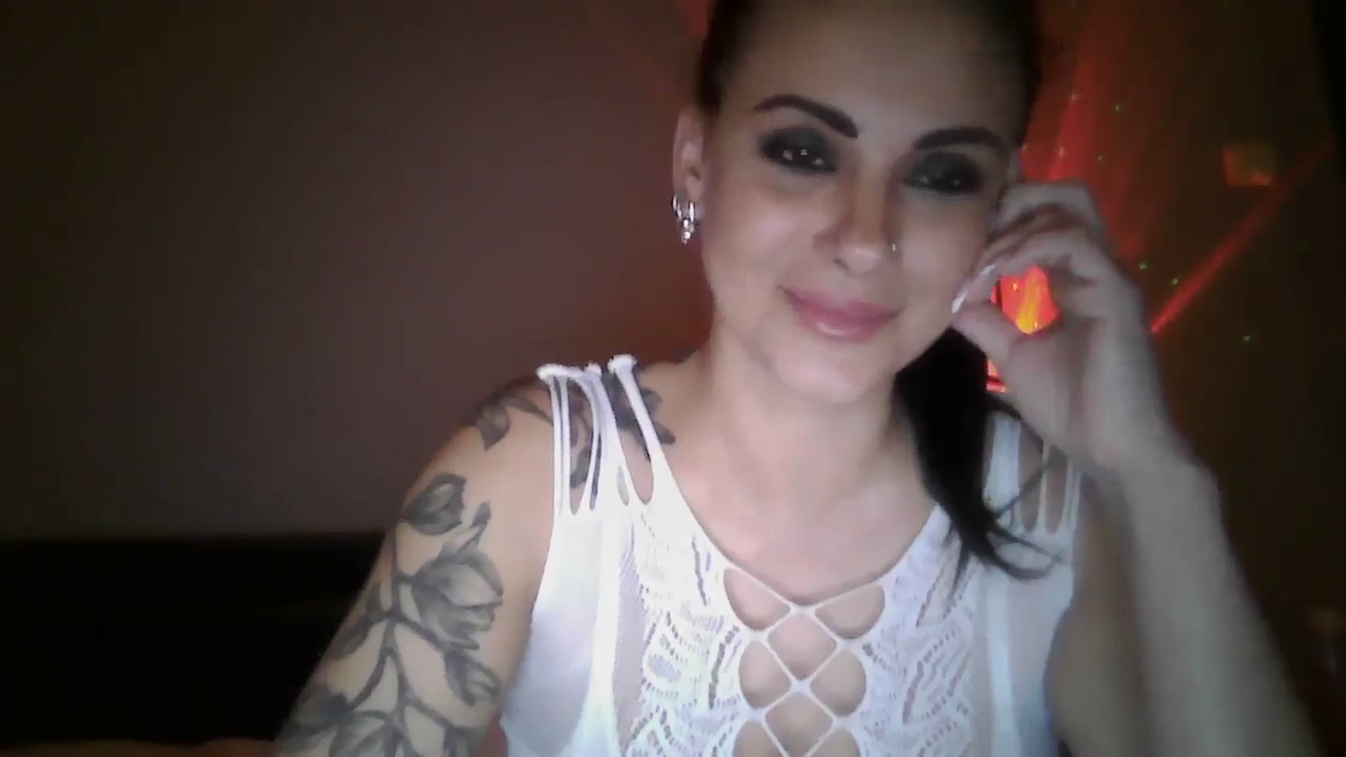 Gallery image thumbnail from FitBaby's myfreecams stream on, 12/04/2024, 16:31 image 16 of 20