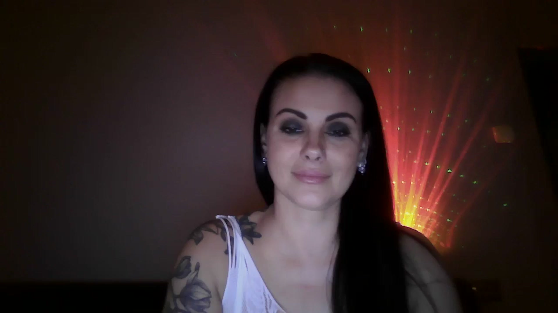 Gallery image thumbnail from FitBaby's myfreecams stream on, 12/04/2024, 17:25 image 5 of 20