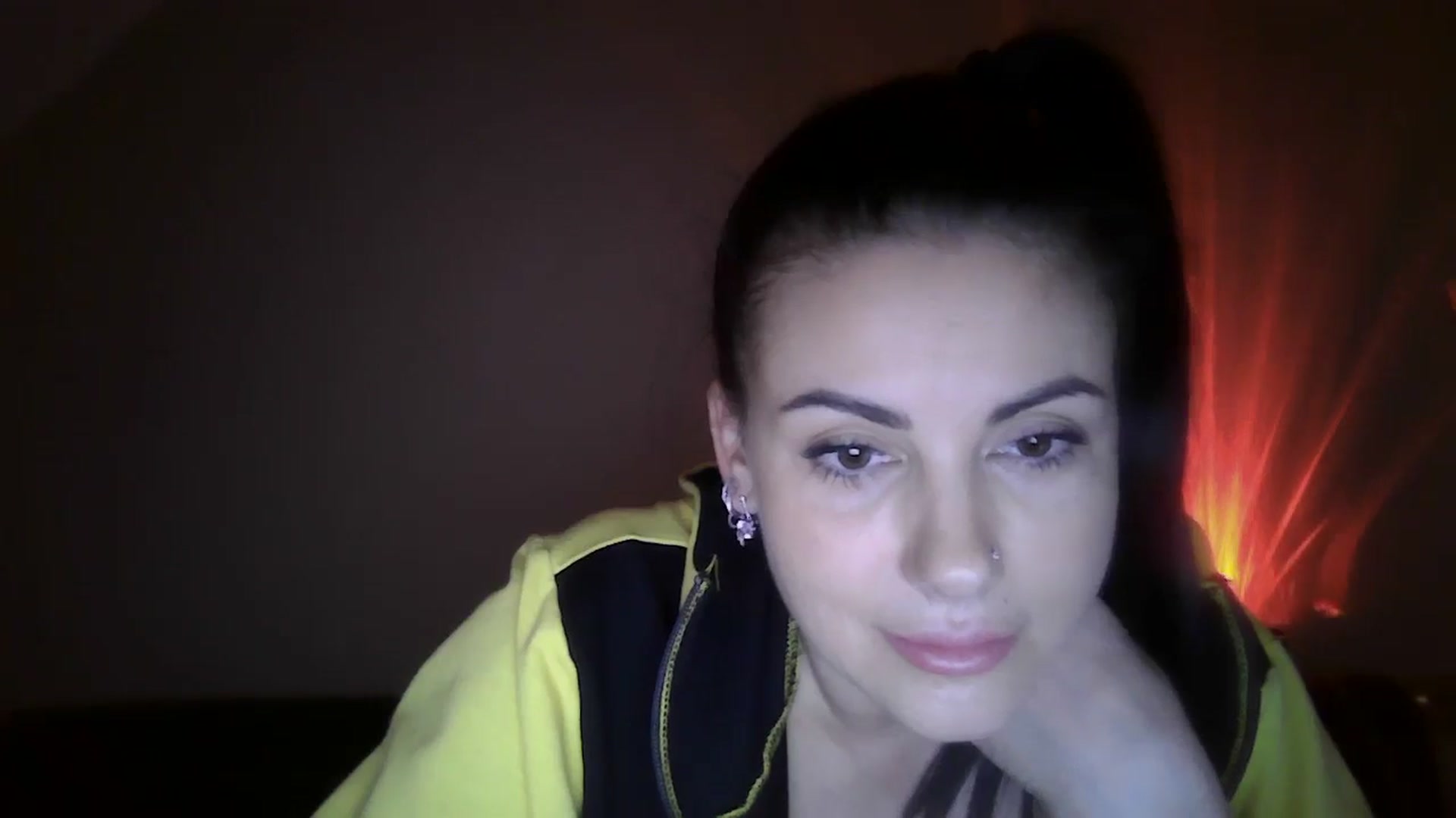 Gallery image thumbnail from FitBaby's myfreecams stream on, 12/10/2024, 16:57 image 13 of 20
