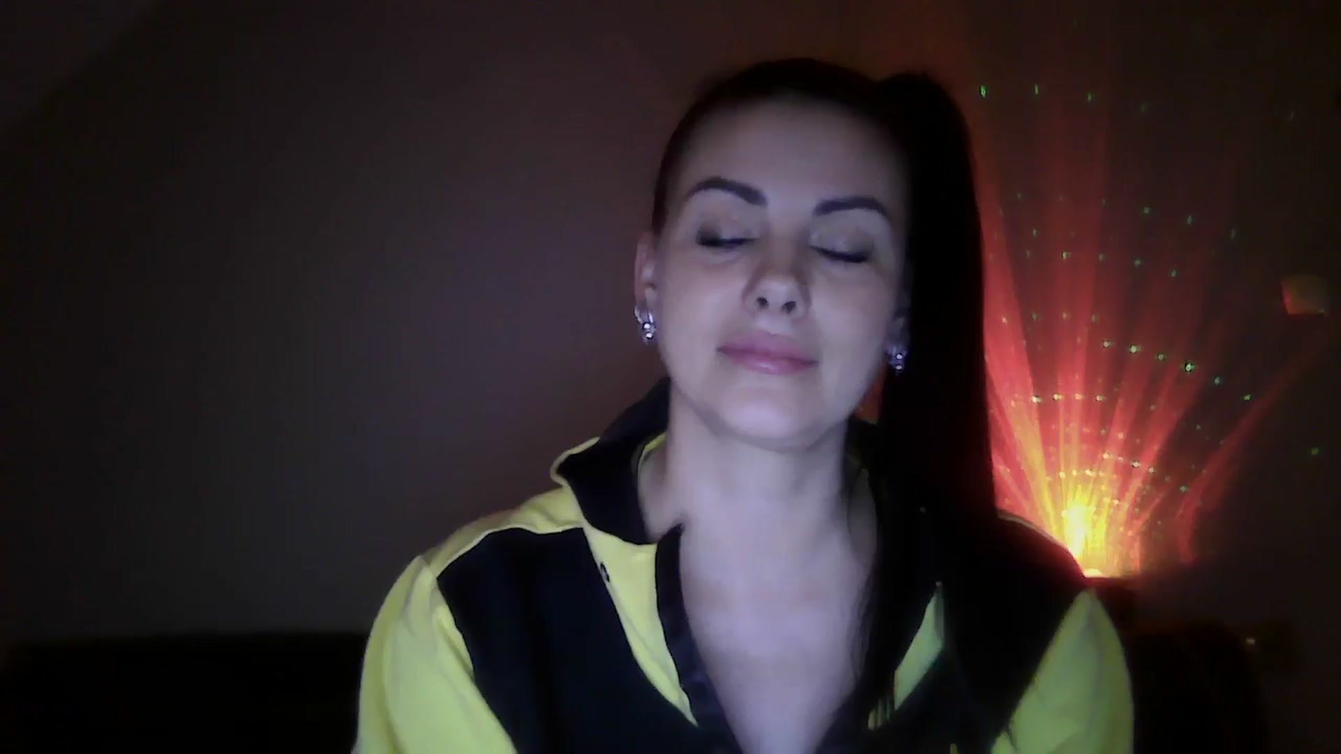 Gallery image thumbnail from FitBaby's myfreecams stream on, 12/10/2024, 16:57 image 17 of 20