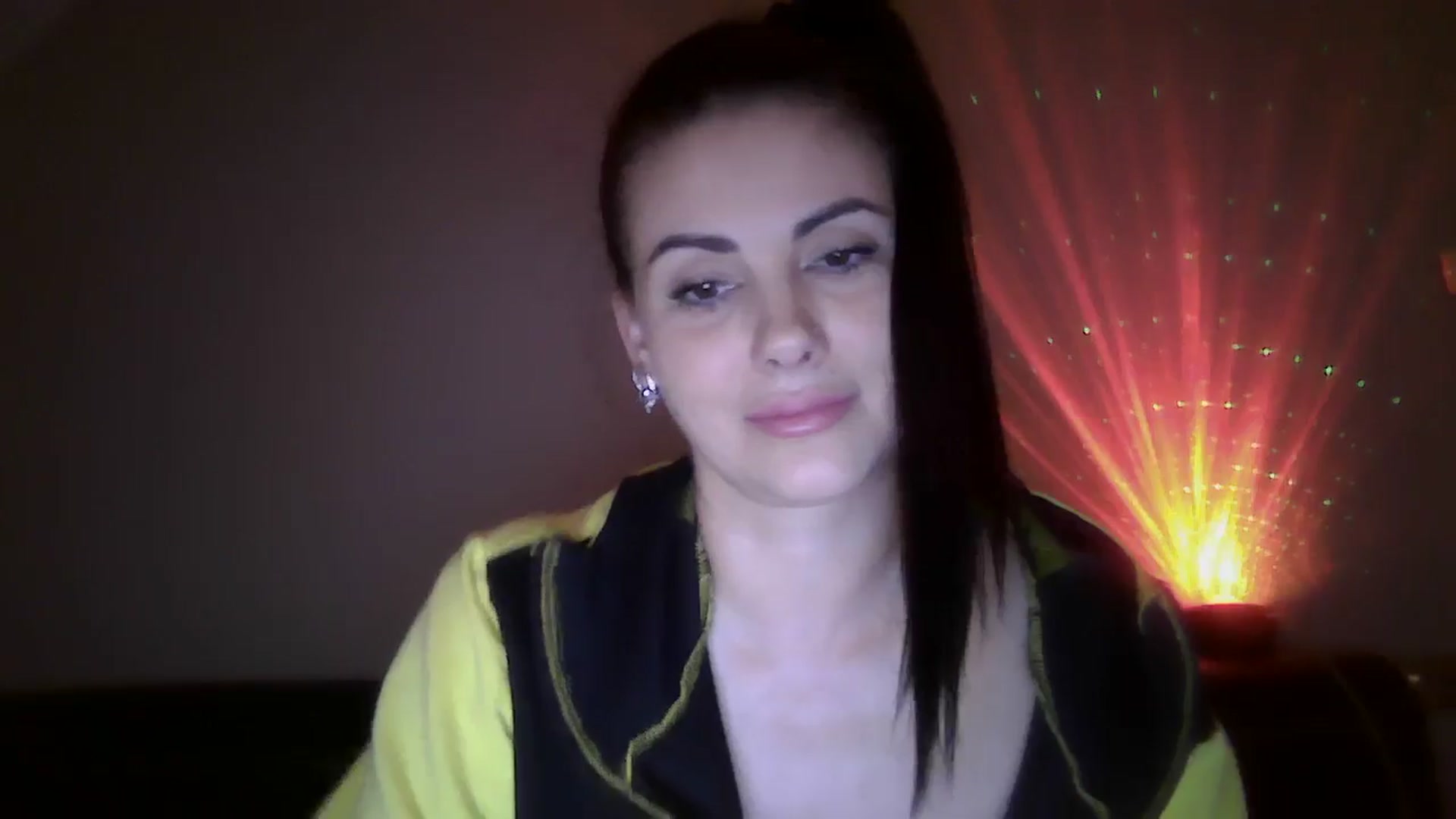 Gallery image thumbnail from FitBaby's myfreecams stream on, 12/10/2024, 16:57 image 14 of 20