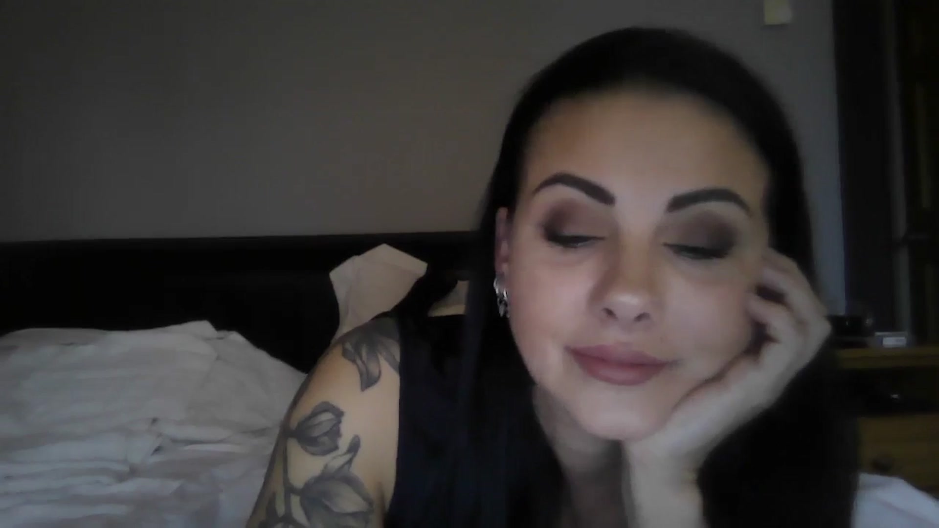 Gallery image thumbnail from FitBaby's myfreecams stream on, 01/22/2025, 14:26 image 5 of 20