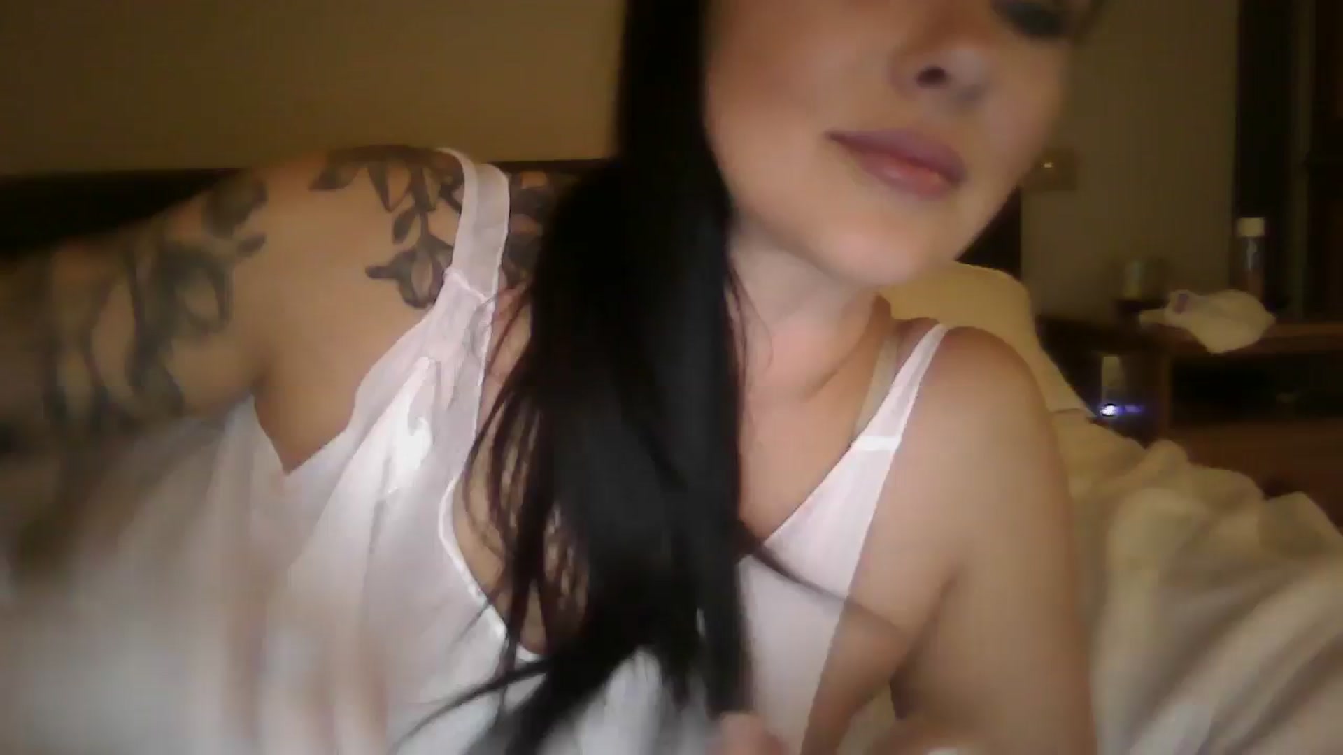 Gallery image thumbnail from FitBaby's myfreecams stream on, 01/23/2025, 16:43 image 1 of 20