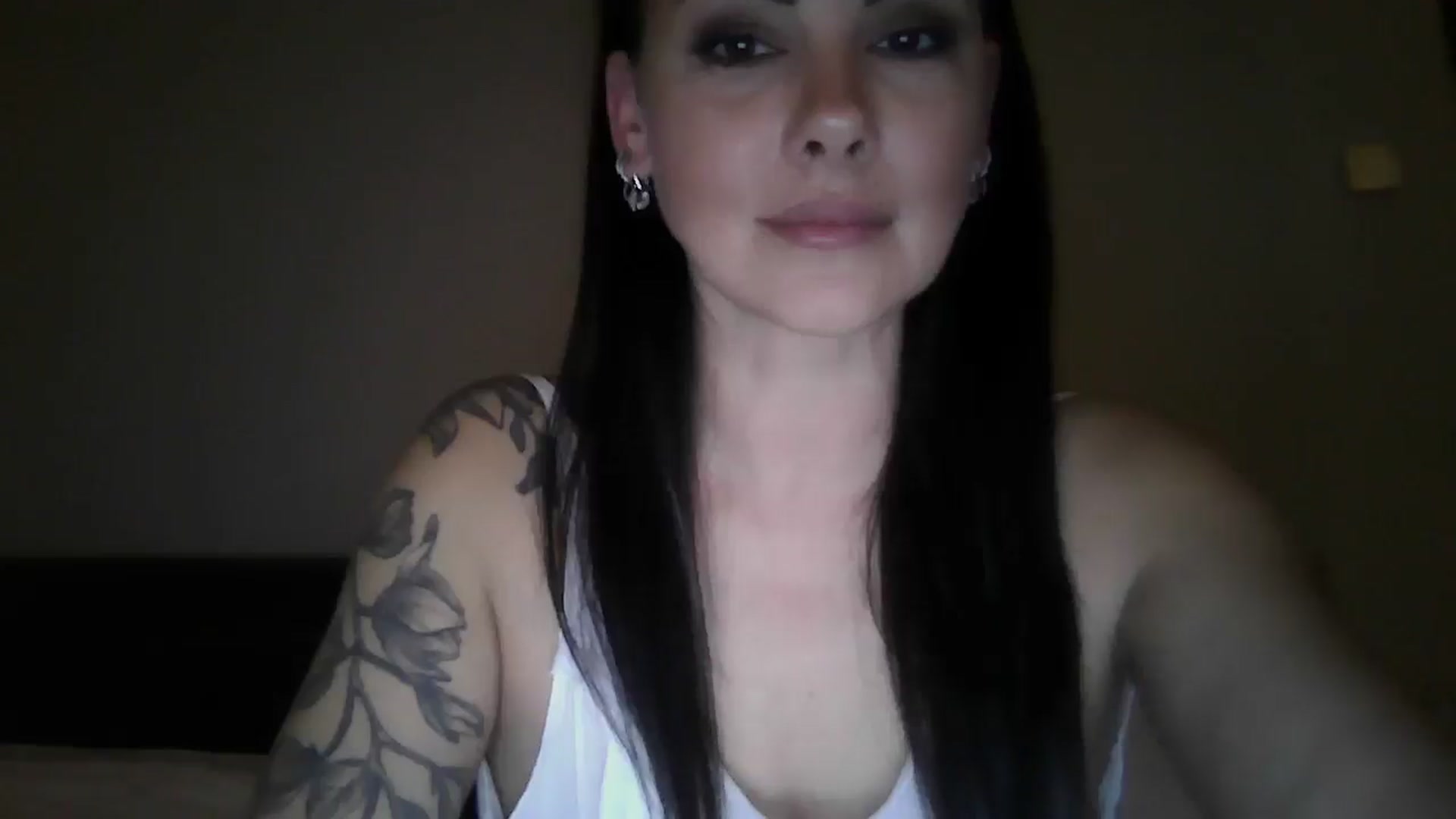 Gallery image thumbnail from FitBaby's myfreecams stream on, 01/23/2025, 16:43 image 12 of 20