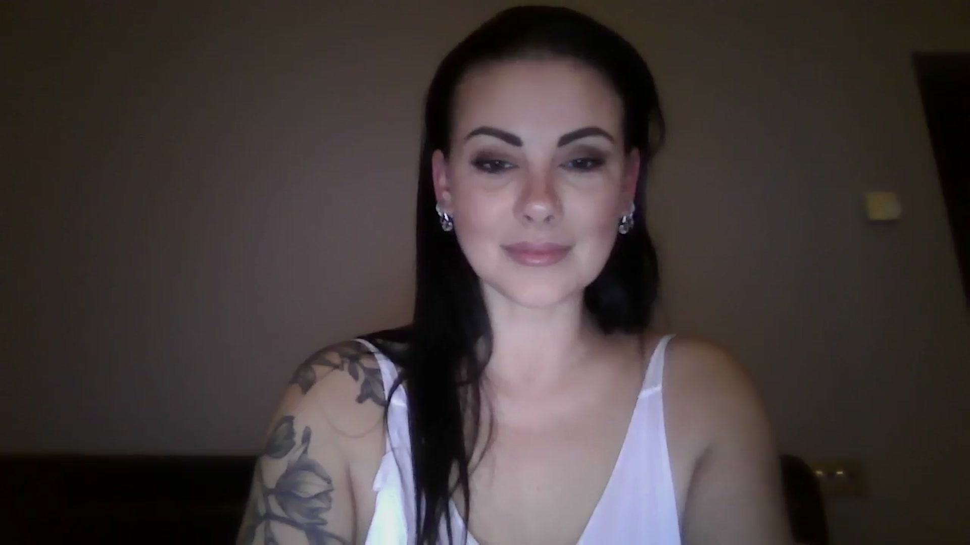 Gallery image thumbnail from FitBaby's myfreecams stream on, 01/23/2025, 16:43 image 7 of 20