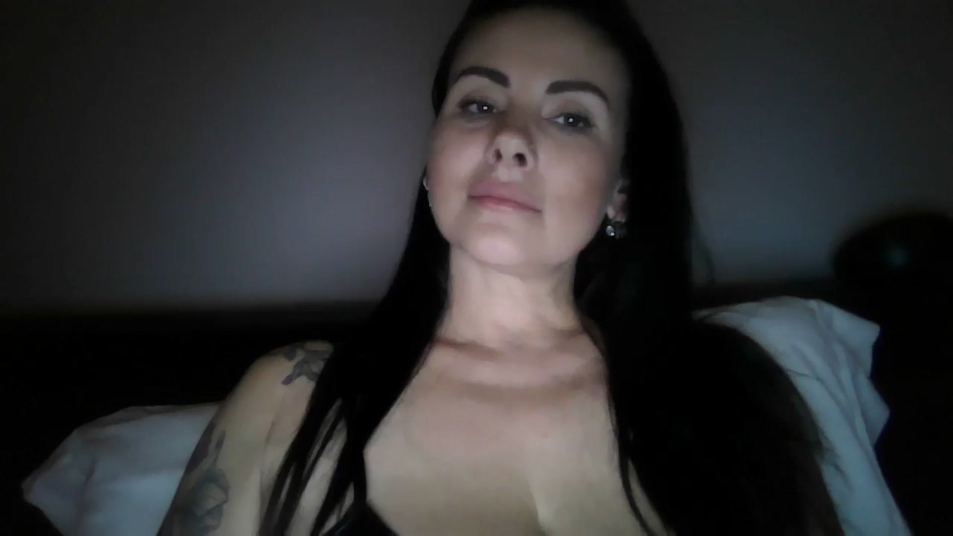 Gallery image thumbnail from FitBaby's myfreecams stream on, 01/24/2025, 16:50 image 15 of 20