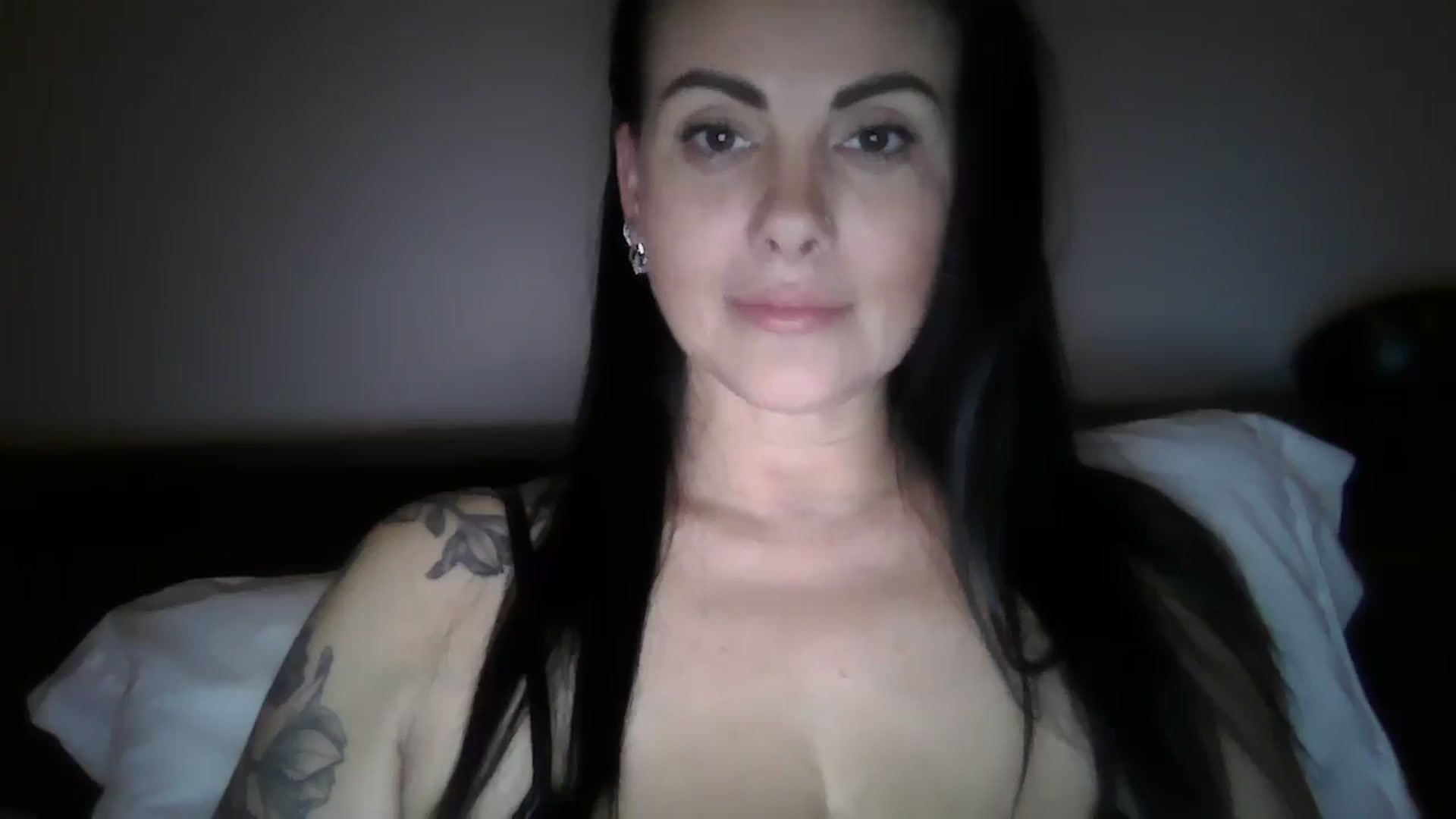 Gallery image thumbnail from FitBaby's myfreecams stream on, 01/24/2025, 16:50 image 20 of 20