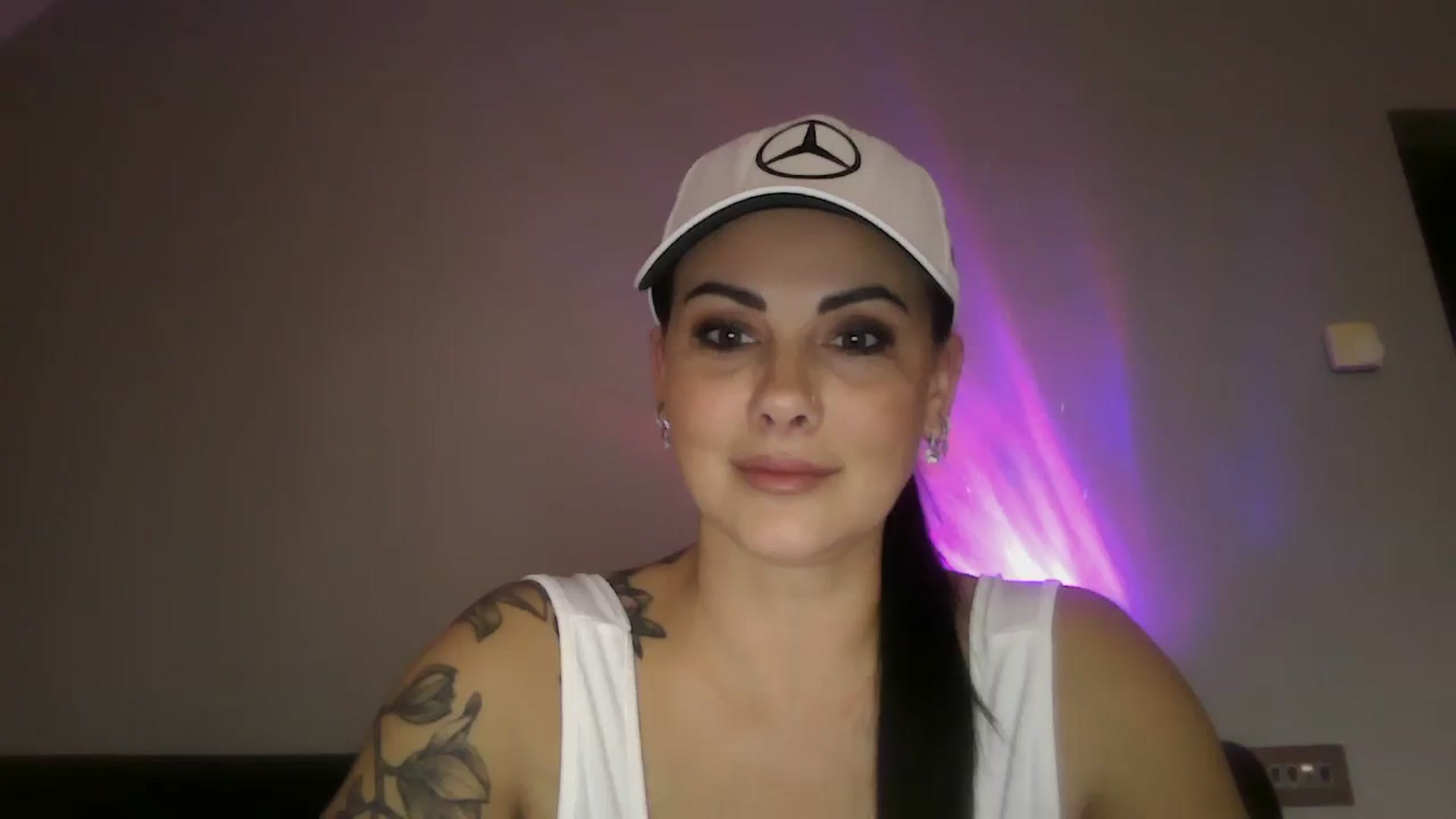 Gallery image thumbnail from FitBaby's myfreecams stream on, 01/31/2025, 14:26 image 8 of 20