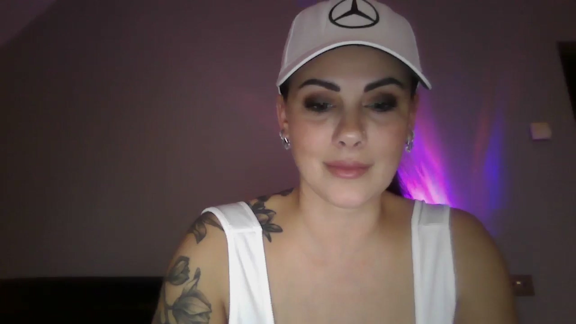 Gallery image thumbnail from FitBaby's myfreecams stream on, 01/31/2025, 15:26 image 19 of 20