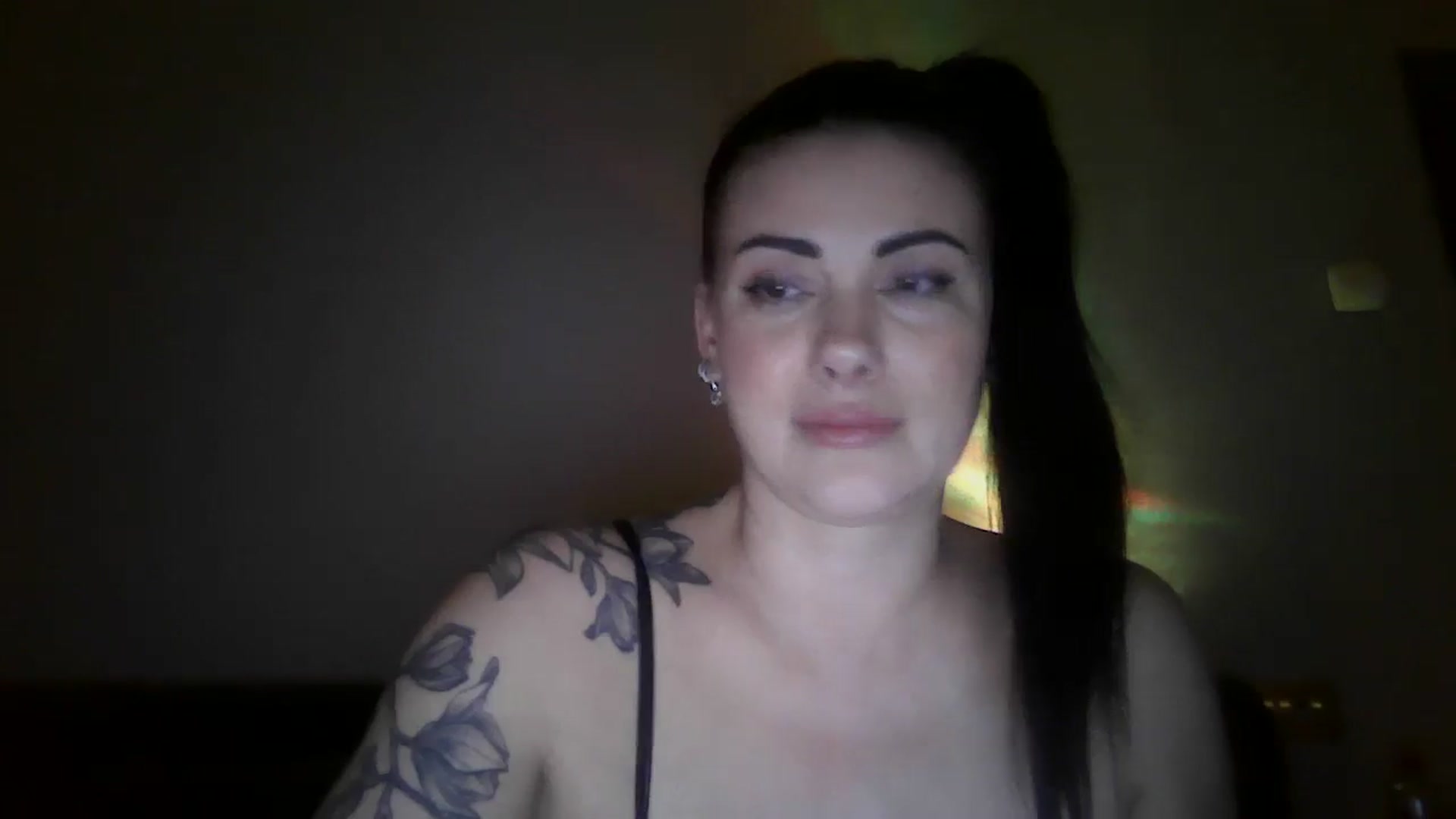 Gallery image thumbnail from FitBaby's myfreecams stream on, 02/11/2025, 17:39 image 16 of 20