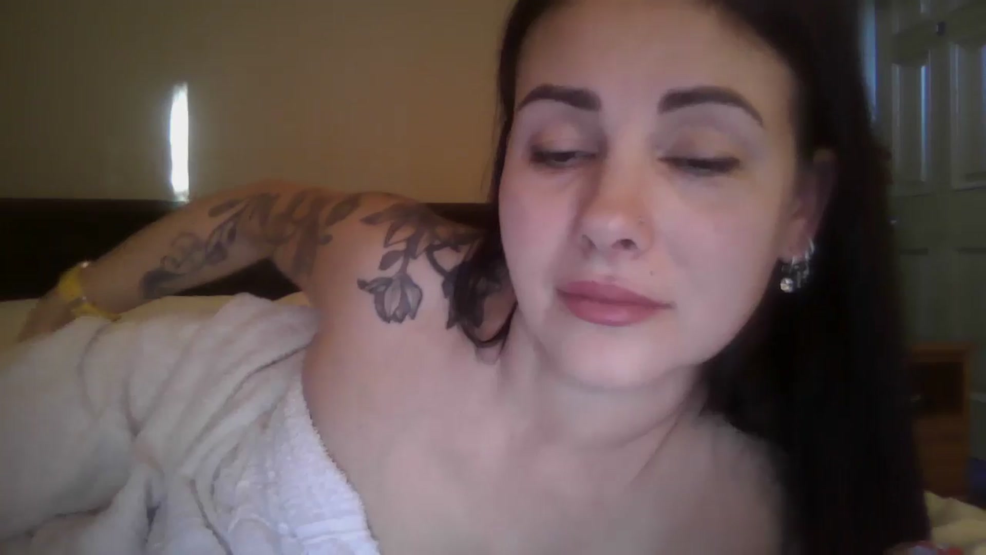 Gallery image thumbnail from FitBaby's myfreecams stream on, 02/24/2025, 17:36 image 8 of 20