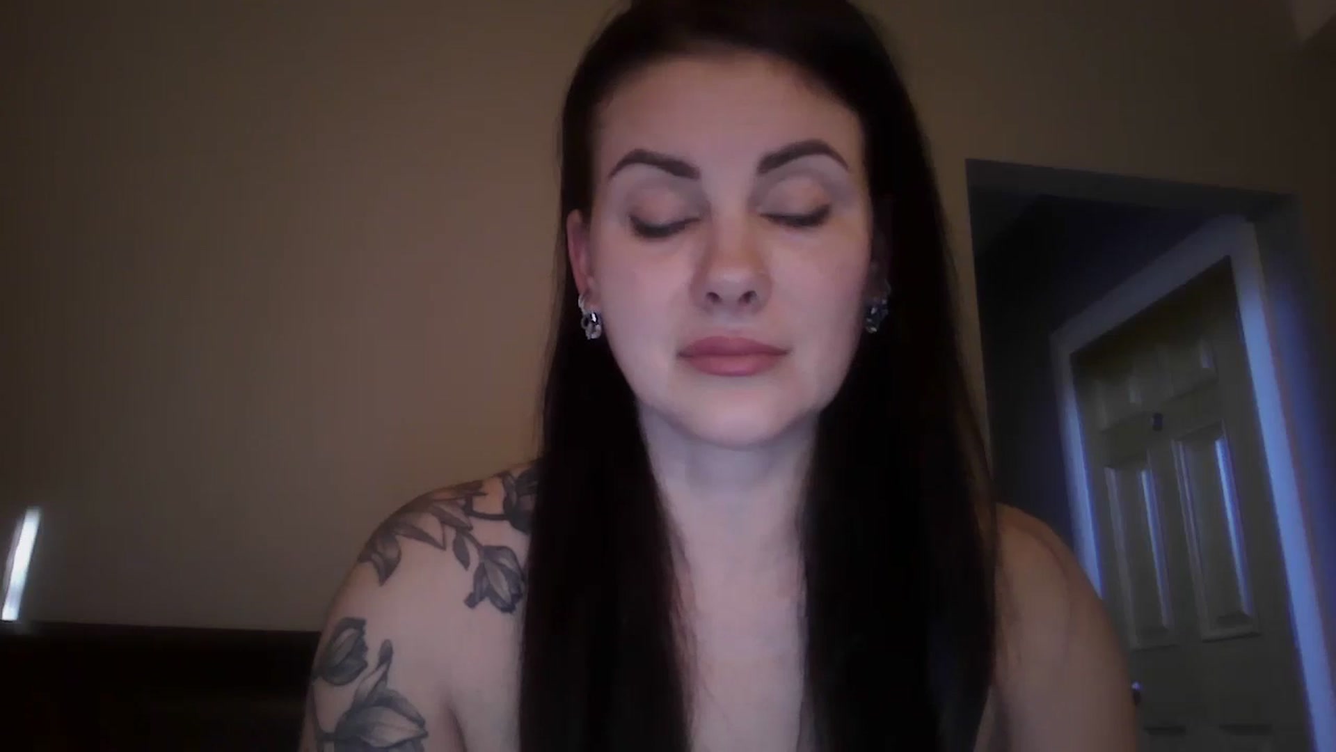 Gallery image thumbnail from FitBaby's myfreecams stream on, 02/24/2025, 17:36 image 7 of 20
