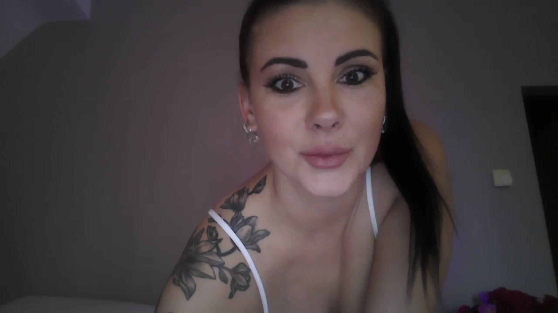 Gallery image thumbnail from FitBaby's myfreecams stream on, 02/25/2025, 14:34 image 2 of 20