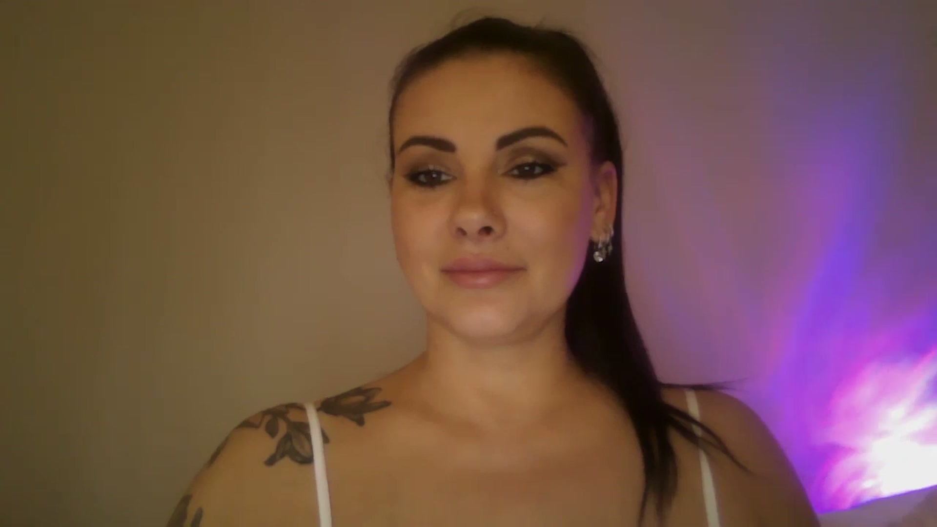 Gallery image thumbnail from FitBaby's myfreecams stream on, 02/25/2025, 15:26 image 18 of 20