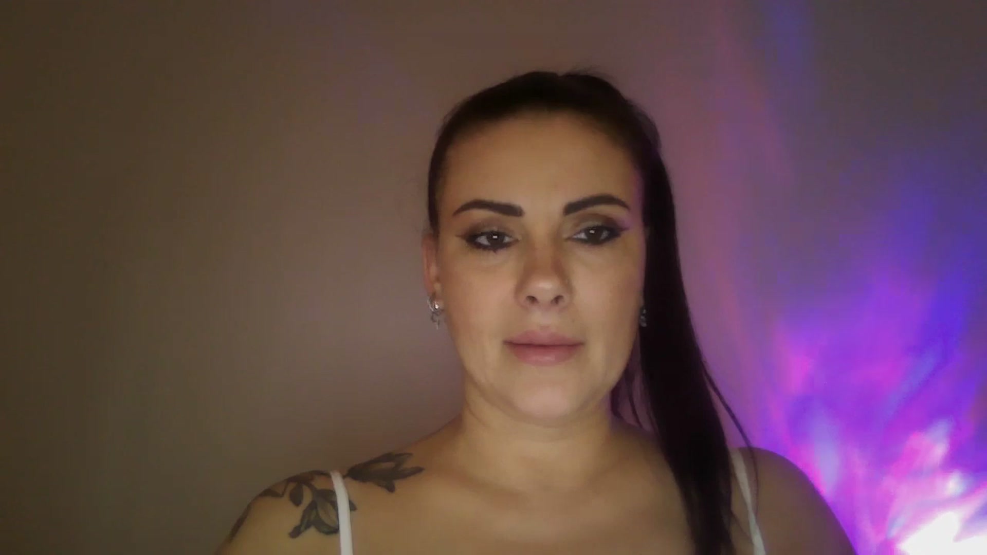 Gallery image thumbnail from FitBaby's myfreecams stream on, 02/25/2025, 15:26 image 3 of 20