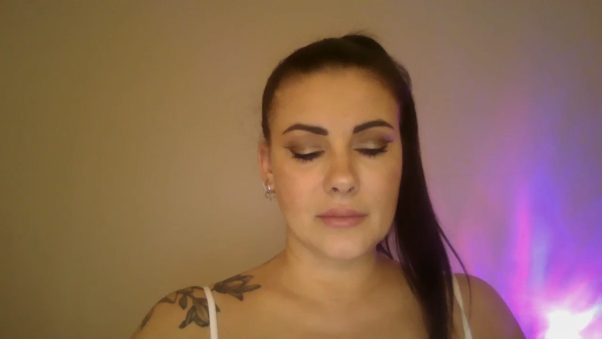 Gallery image thumbnail from FitBaby's myfreecams stream on, 02/25/2025, 15:26 image 4 of 20