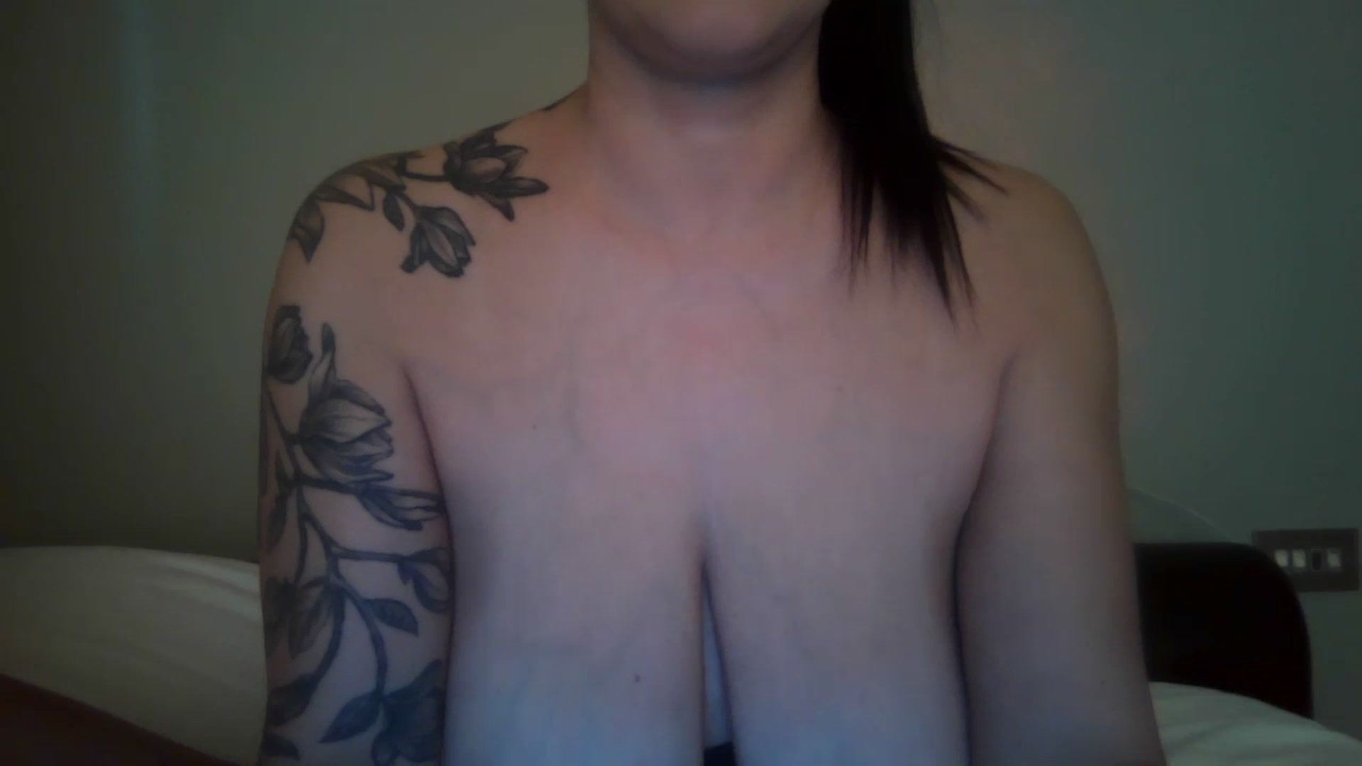 Gallery image thumbnail from FitBaby's myfreecams stream on, 02/28/2025, 16:45 image 12 of 20