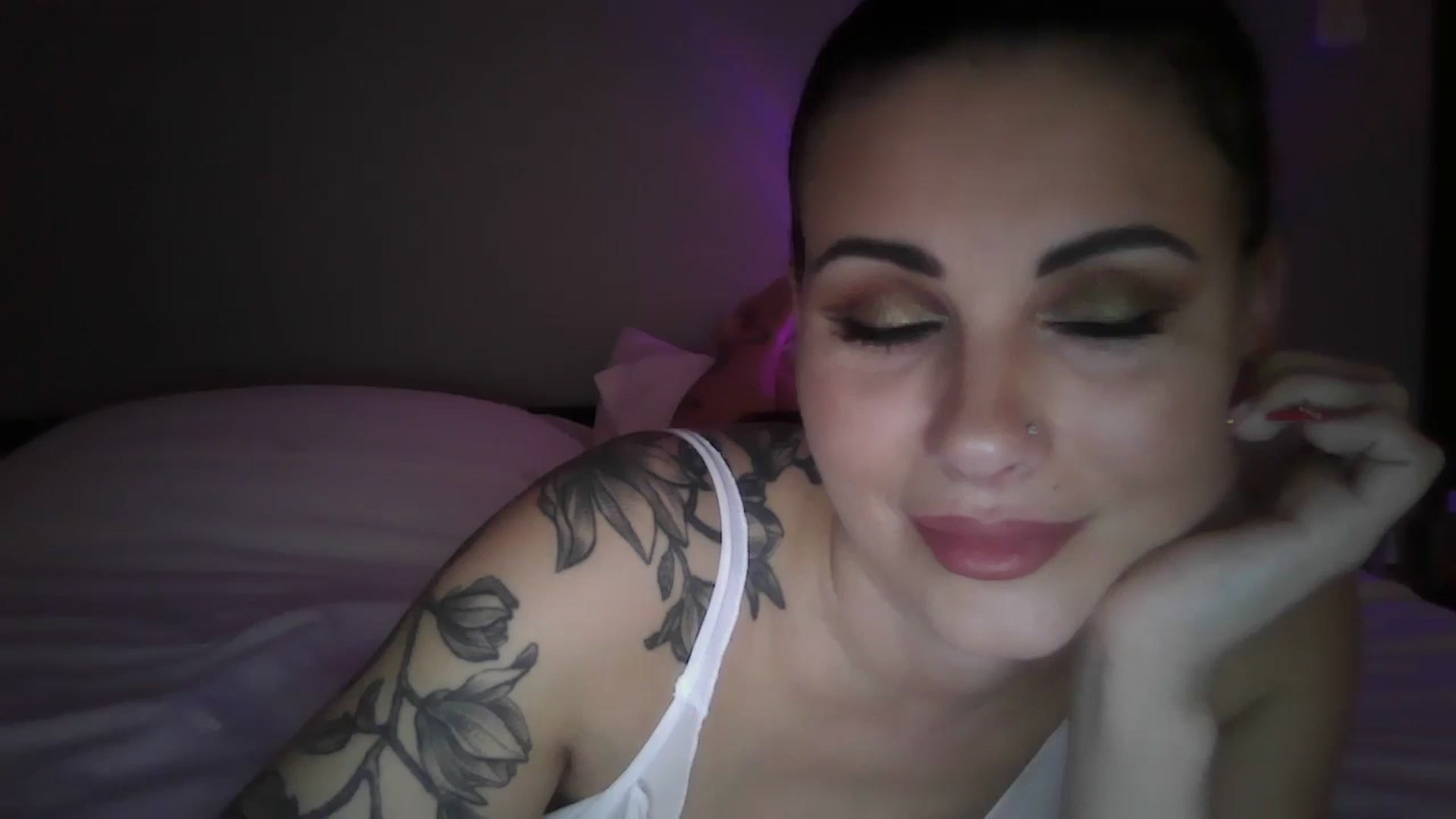 Gallery image thumbnail from FitBaby's myfreecams stream on, 03/06/2025, 15:52 image 12 of 20