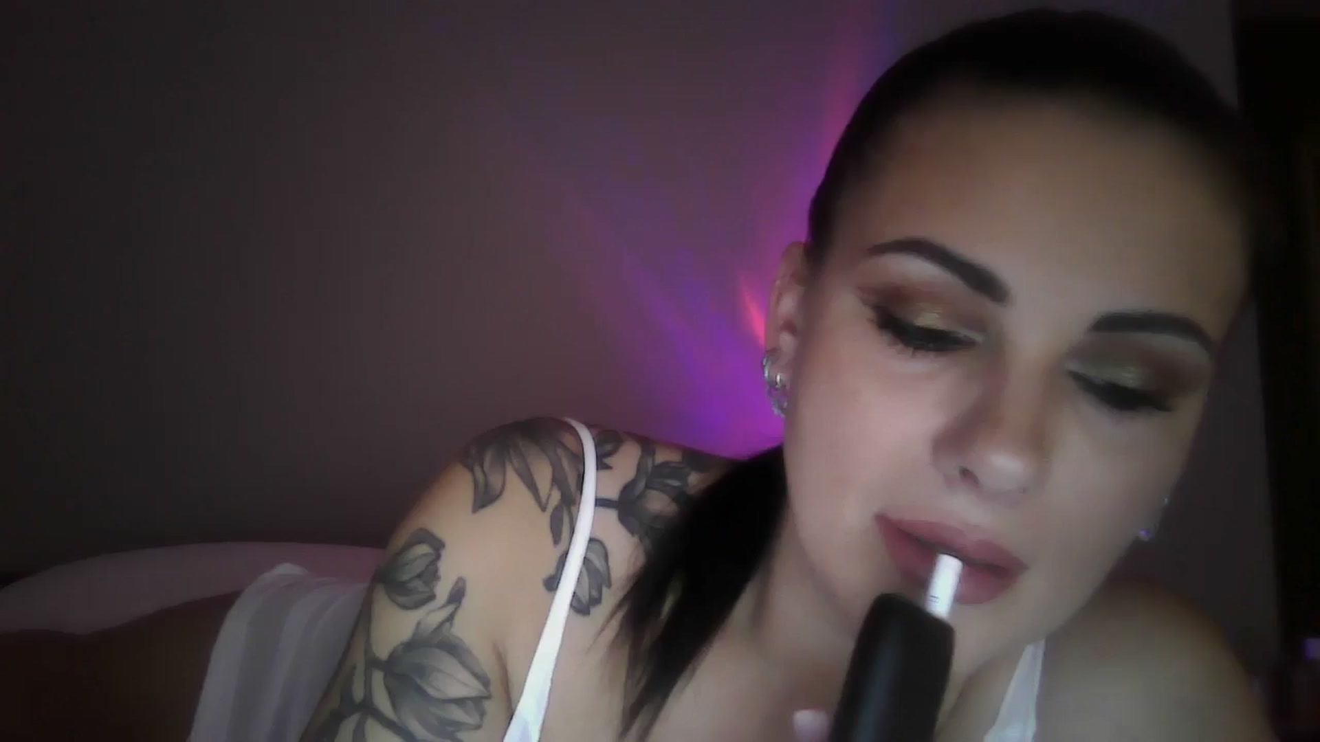 Gallery image thumbnail from FitBaby's myfreecams stream on, 03/06/2025, 15:52 image 6 of 20