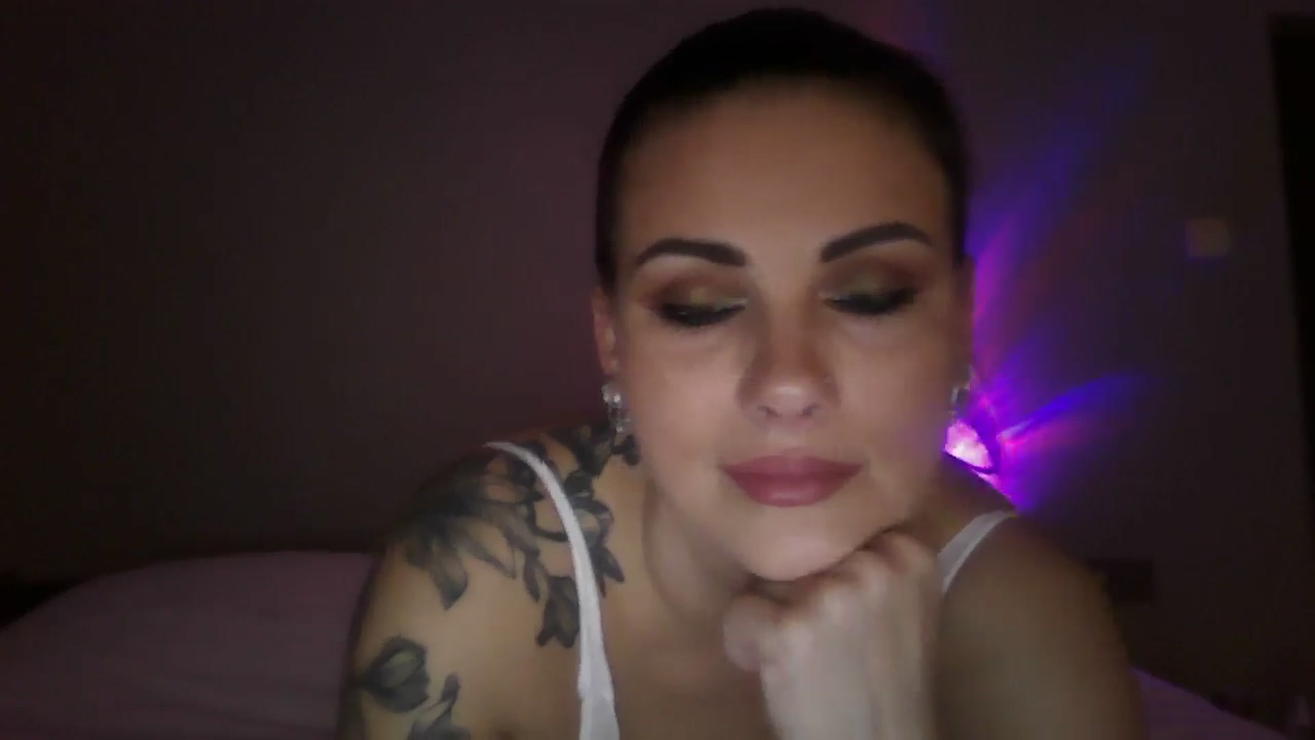 Gallery image thumbnail from FitBaby's myfreecams stream on, 03/06/2025, 15:52 image 7 of 20