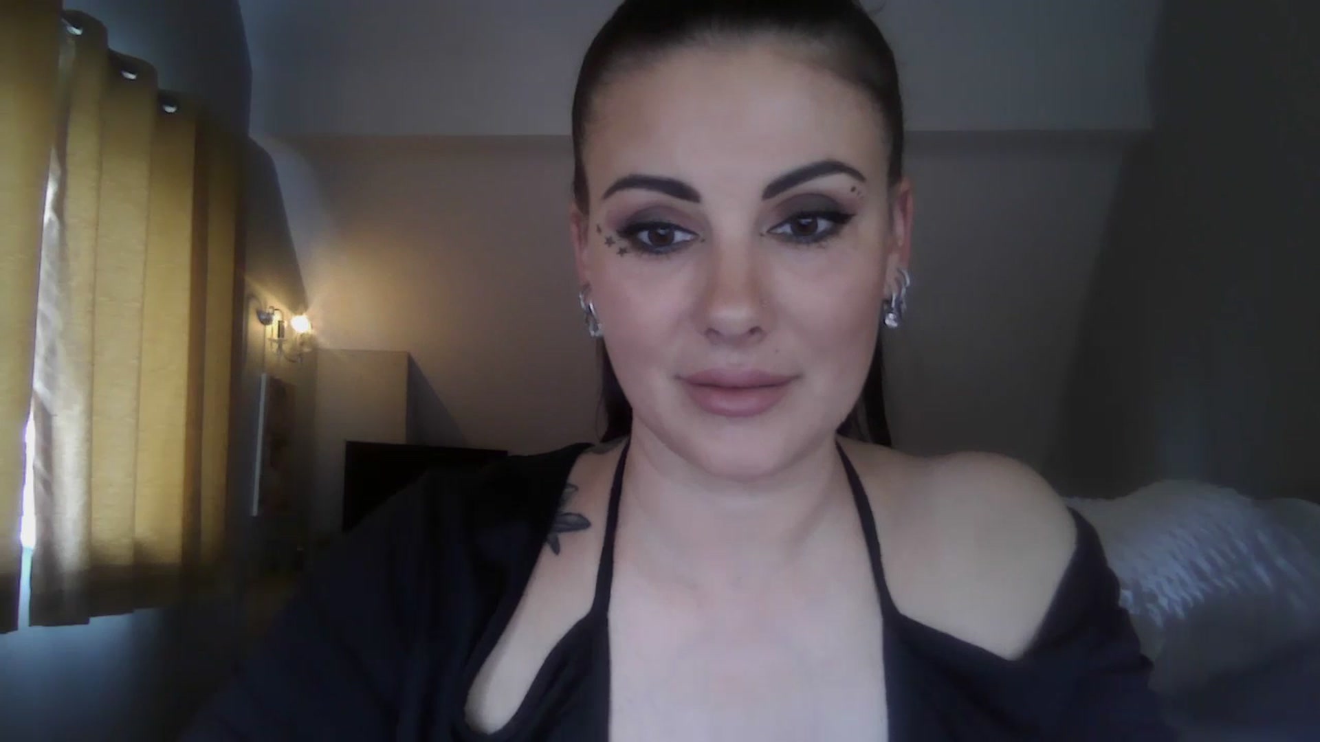Gallery image thumbnail from FitBaby's myfreecams stream on, 03/12/2025, 15:15 image 9 of 20