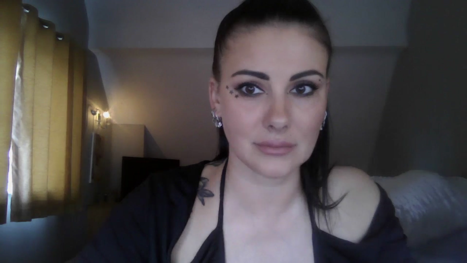 Gallery image thumbnail from FitBaby's myfreecams stream on, 03/12/2025, 15:15 image 7 of 20