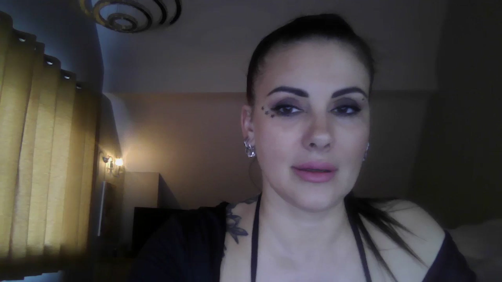 Gallery image thumbnail from FitBaby's myfreecams stream on, 03/12/2025, 18:07 image 6 of 20