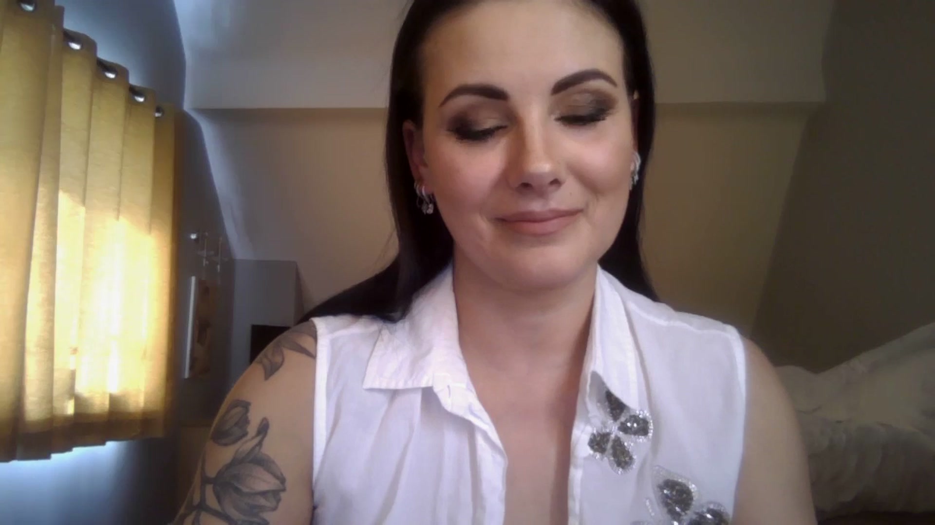 Gallery image thumbnail from FitBaby's myfreecams stream on, 03/18/2025, 14:35 image 13 of 20
